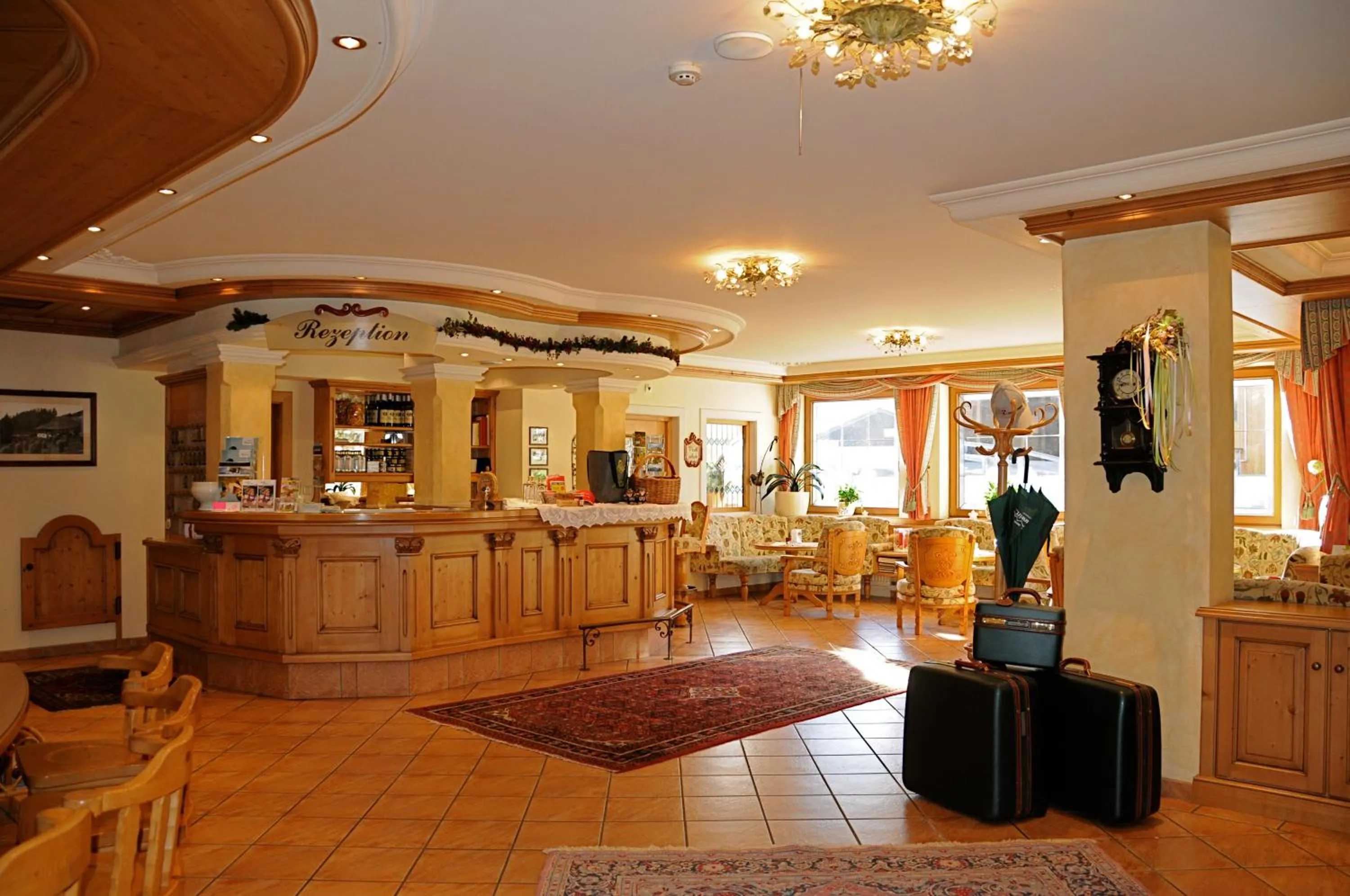 Lobby or reception in Hotel Neuwirt
