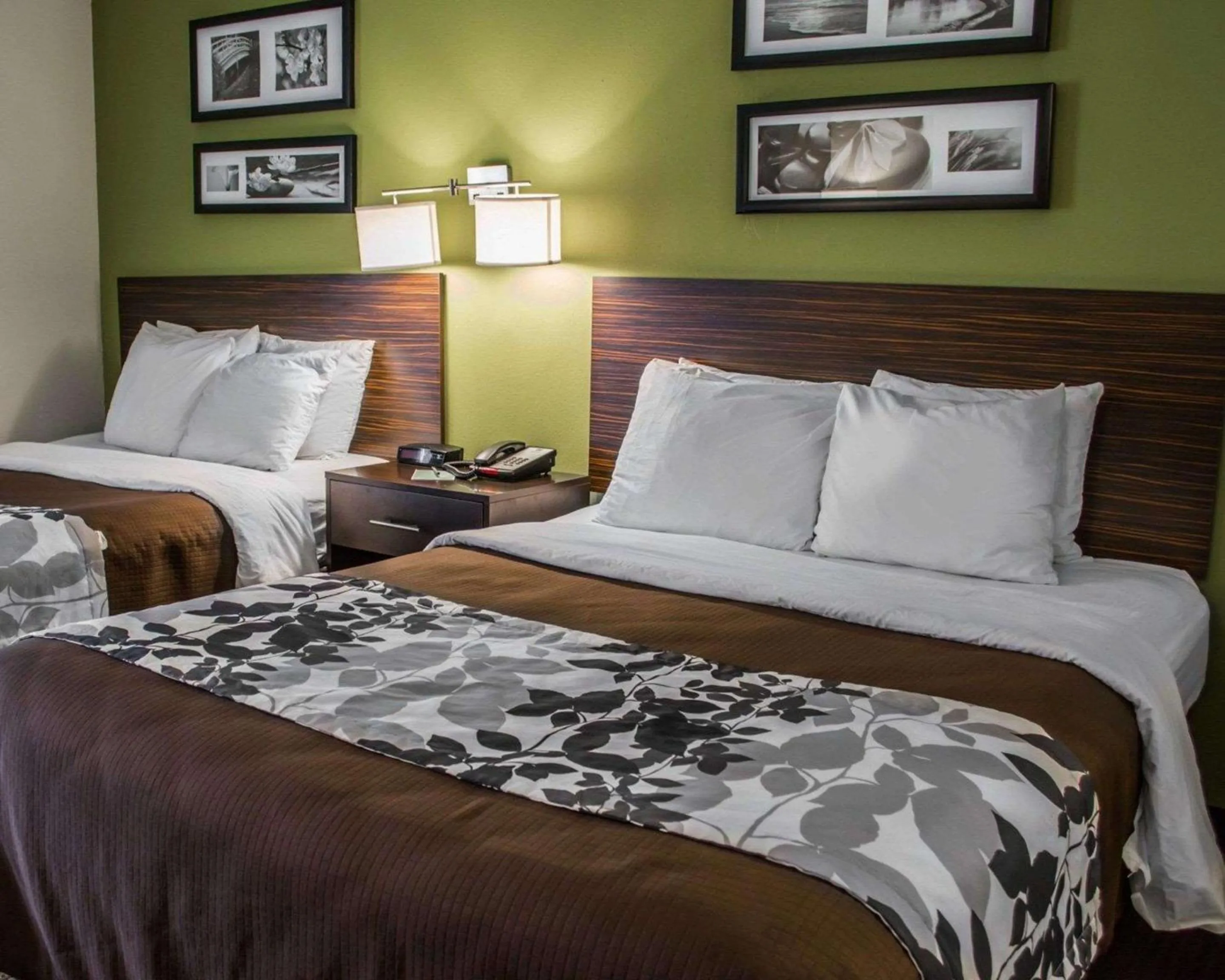 Bedroom, Bed in Sleep Inn Historic