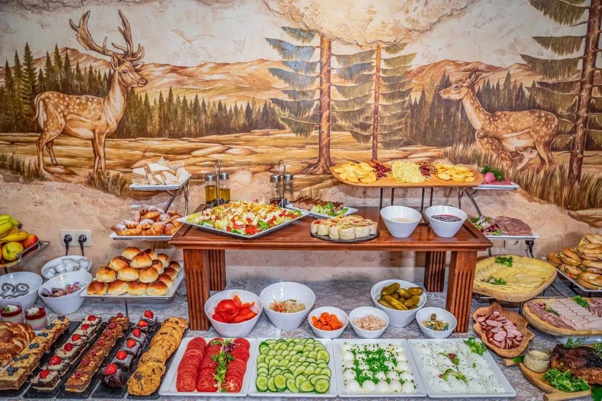 Food and drinks in Helan Family & SPA