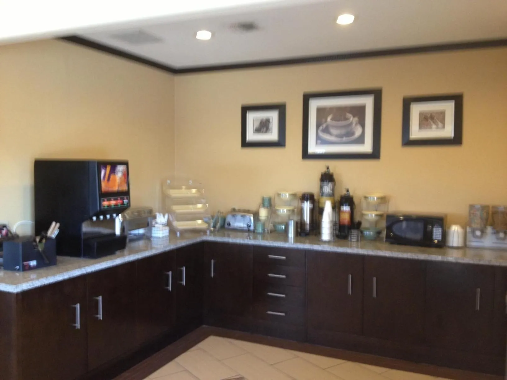 Restaurant/places to eat in Rodeway Inn & Suites Corpus Christi Northwest