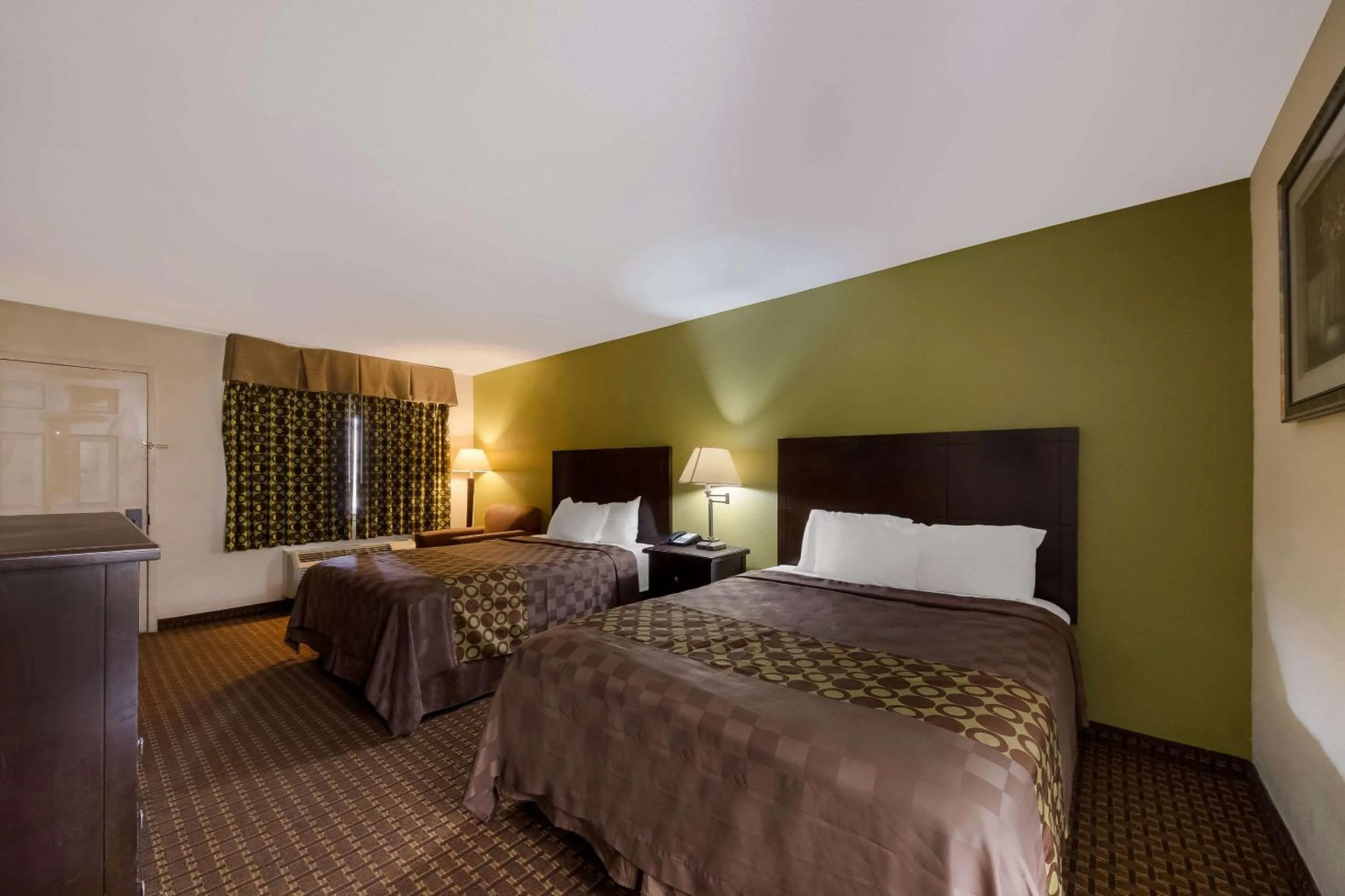 Bedroom, Bed in Rodeway Inn & Suites Corpus Christi Northwest