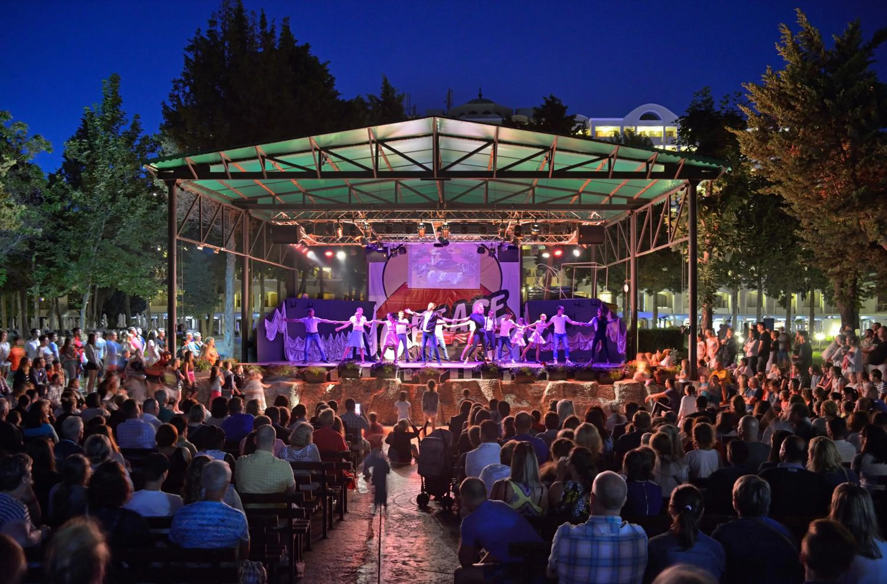 Entertainment in Sol Nessebar Mare All Inclusive