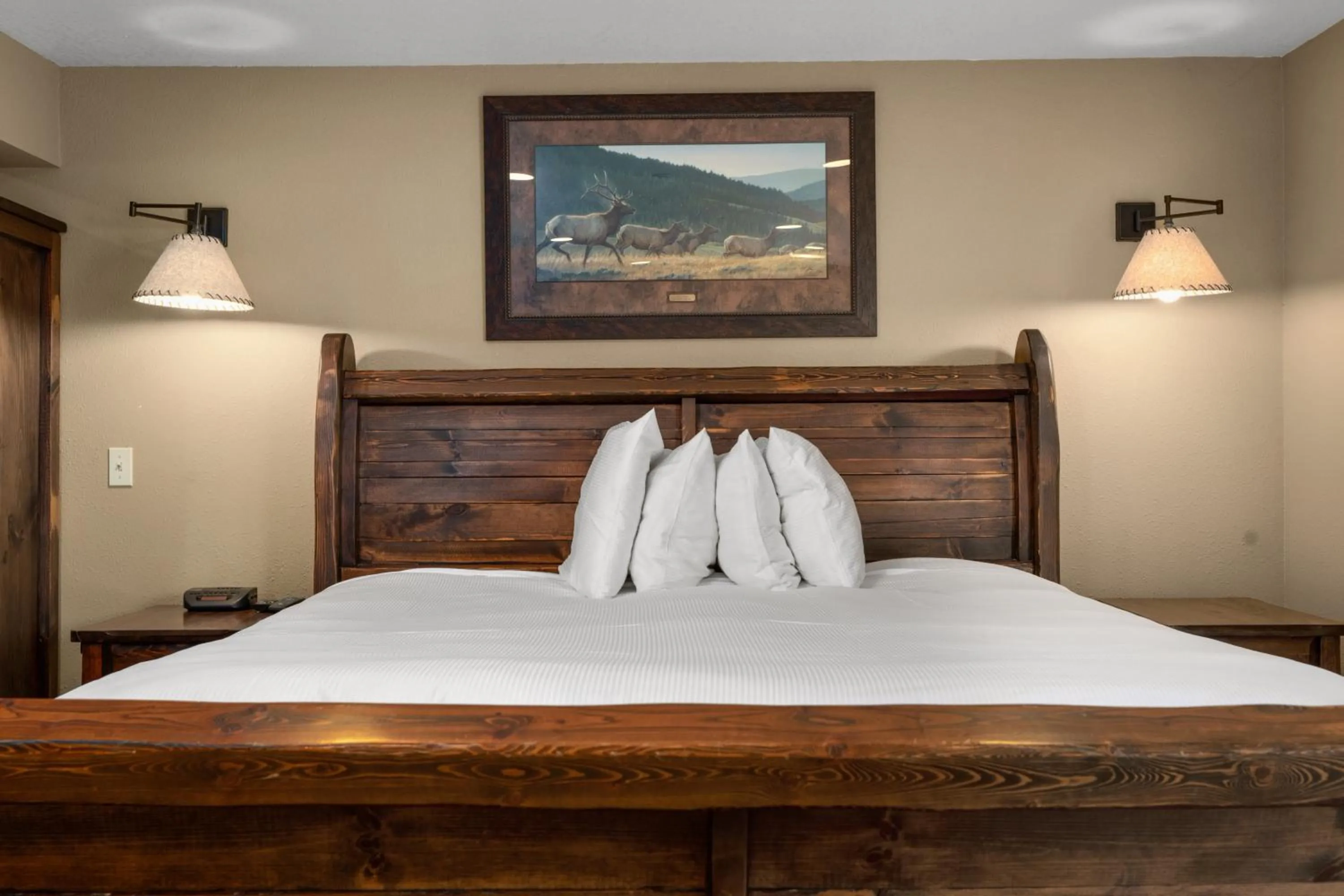 Bed in Duck Inn Lodge