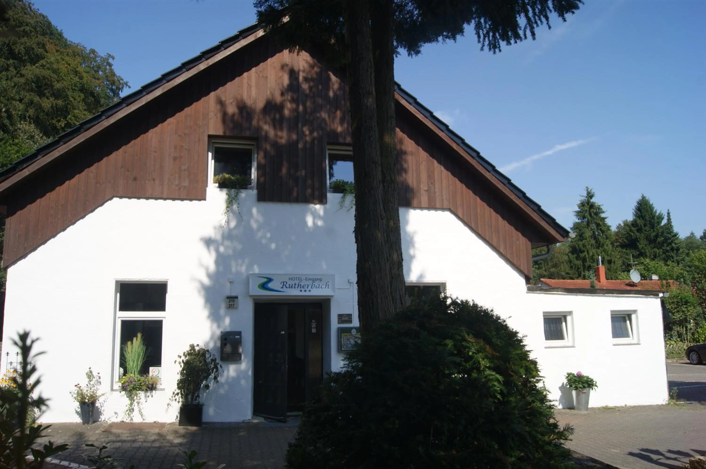 Facade/entrance in Hotel Rutherbach