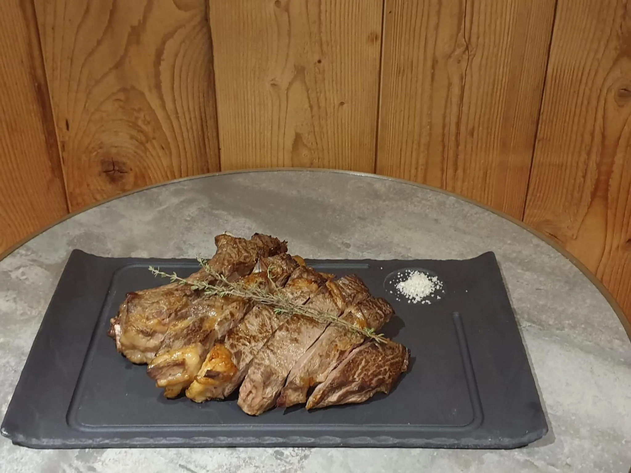 Restaurant/places to eat in Hotel L'alpin