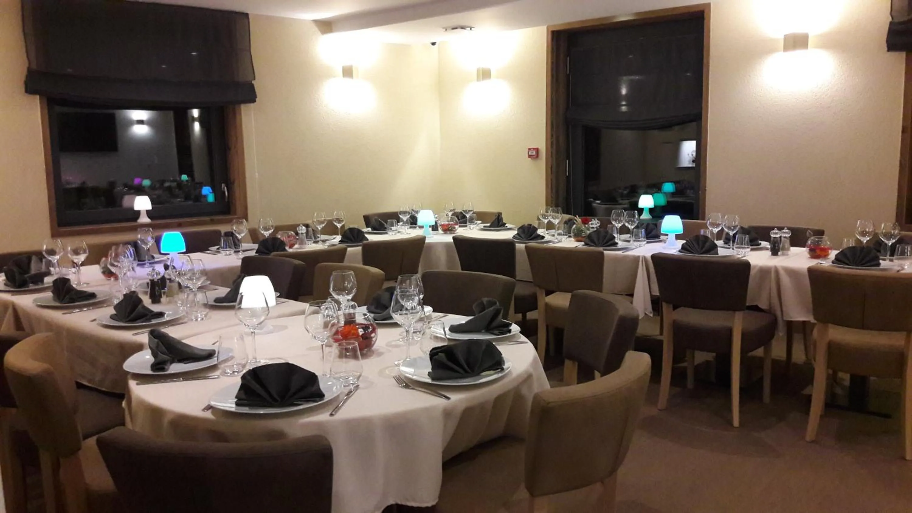 Restaurant/places to eat in Hotel L'alpin