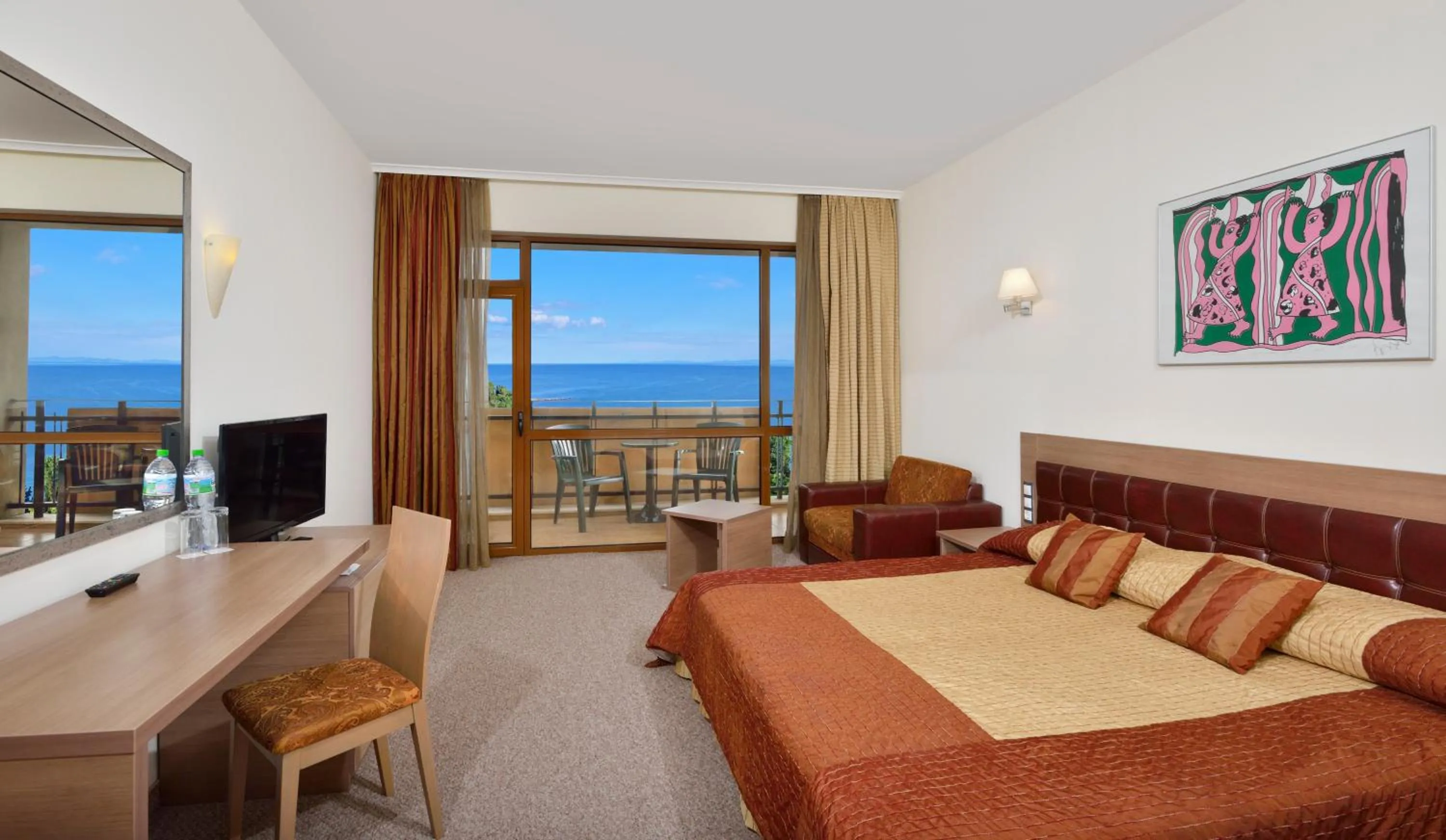 Sea view, Bed in Sol Nessebar Palace All Inclusive