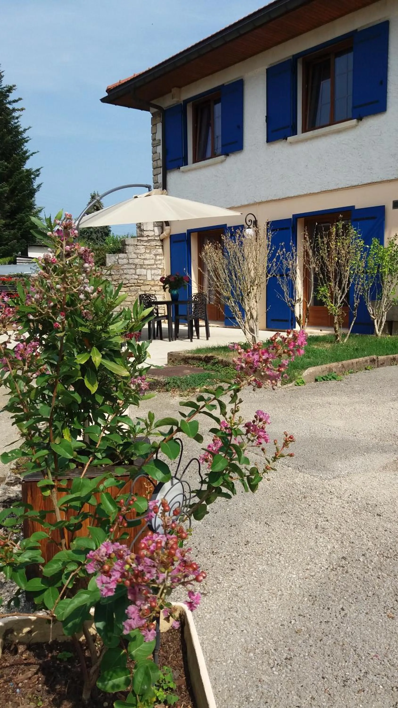 Au Doubs Cocon Fleuri