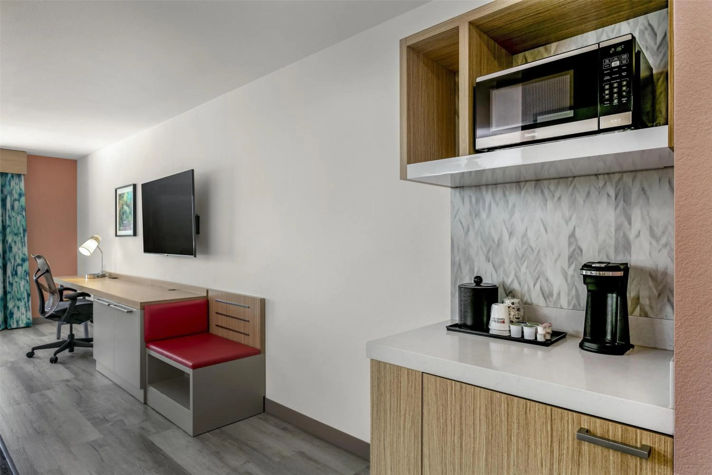 Photo of the whole room in Hilton Garden Inn Eugene/Springfield