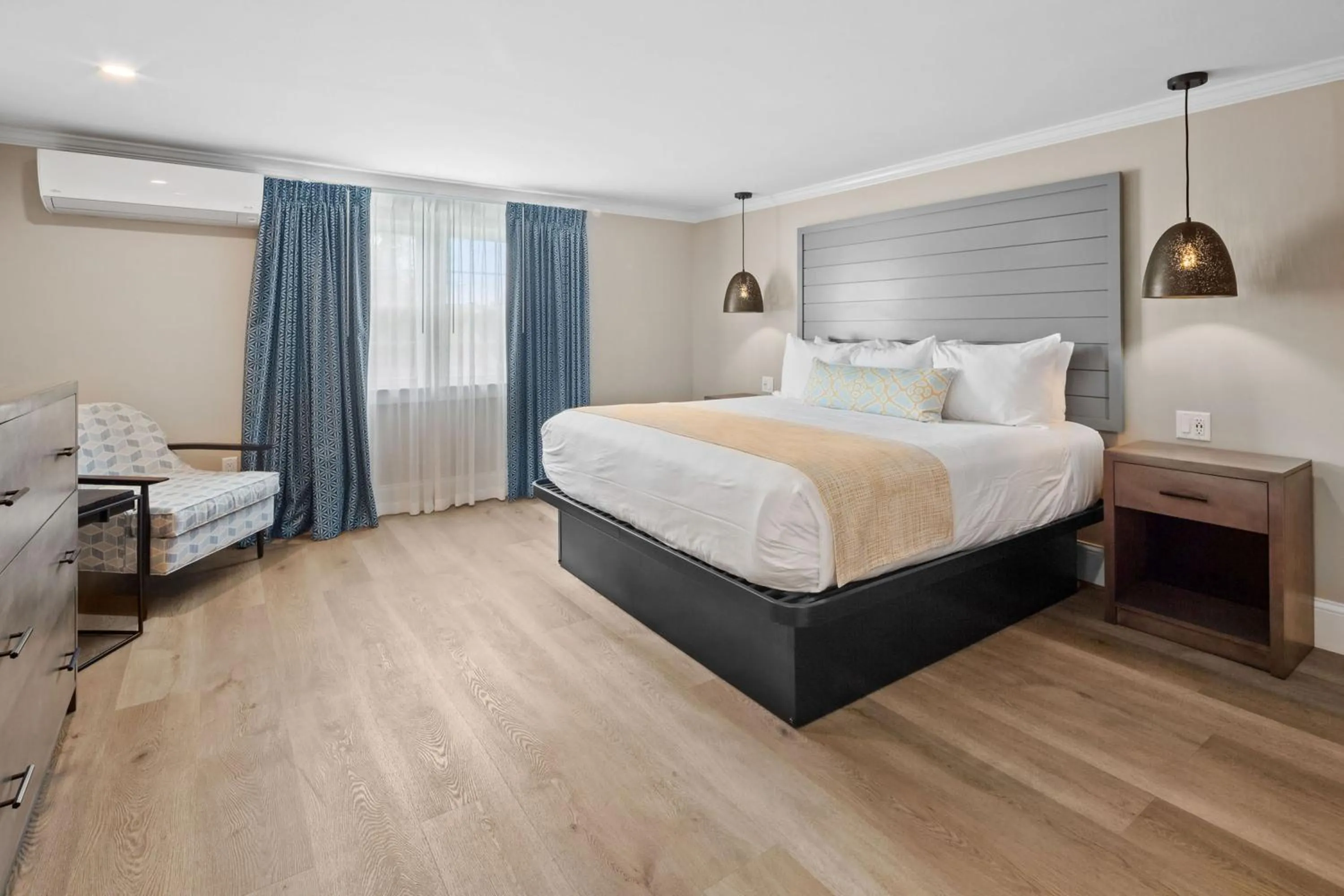 Bed in Inn At Swan River