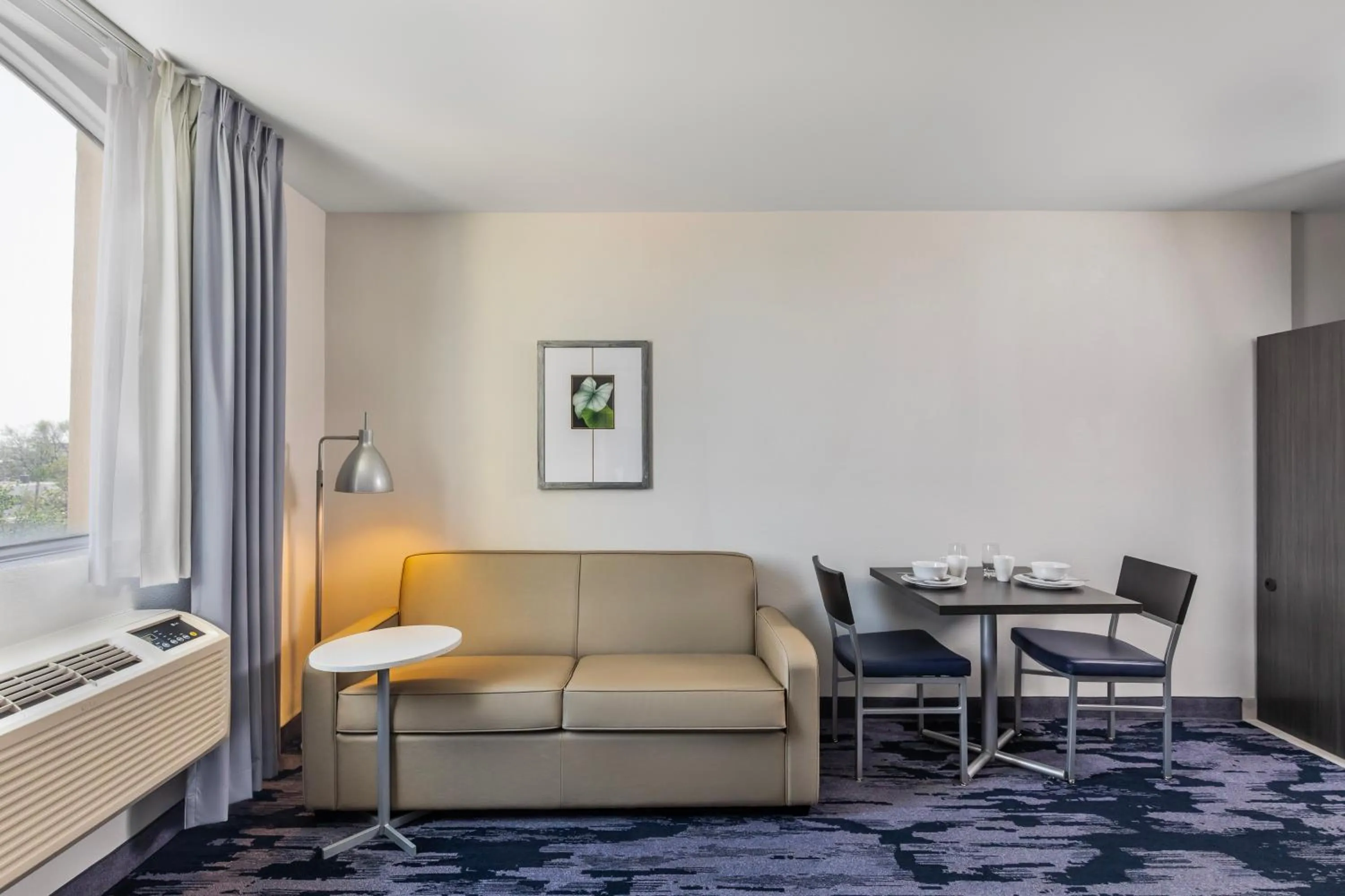 Seating area in Quality Inn & Suites