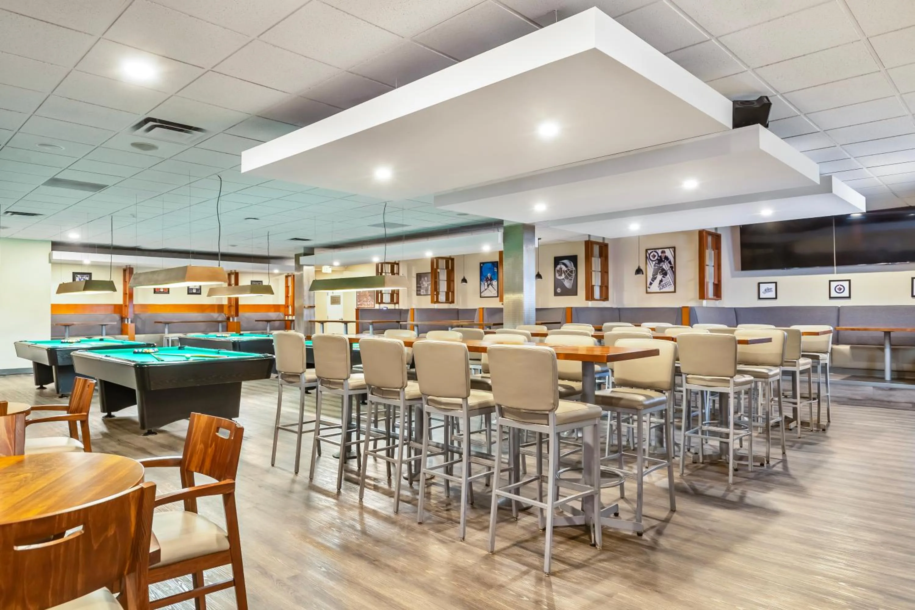 Restaurant/places to eat in Quality Inn & Suites