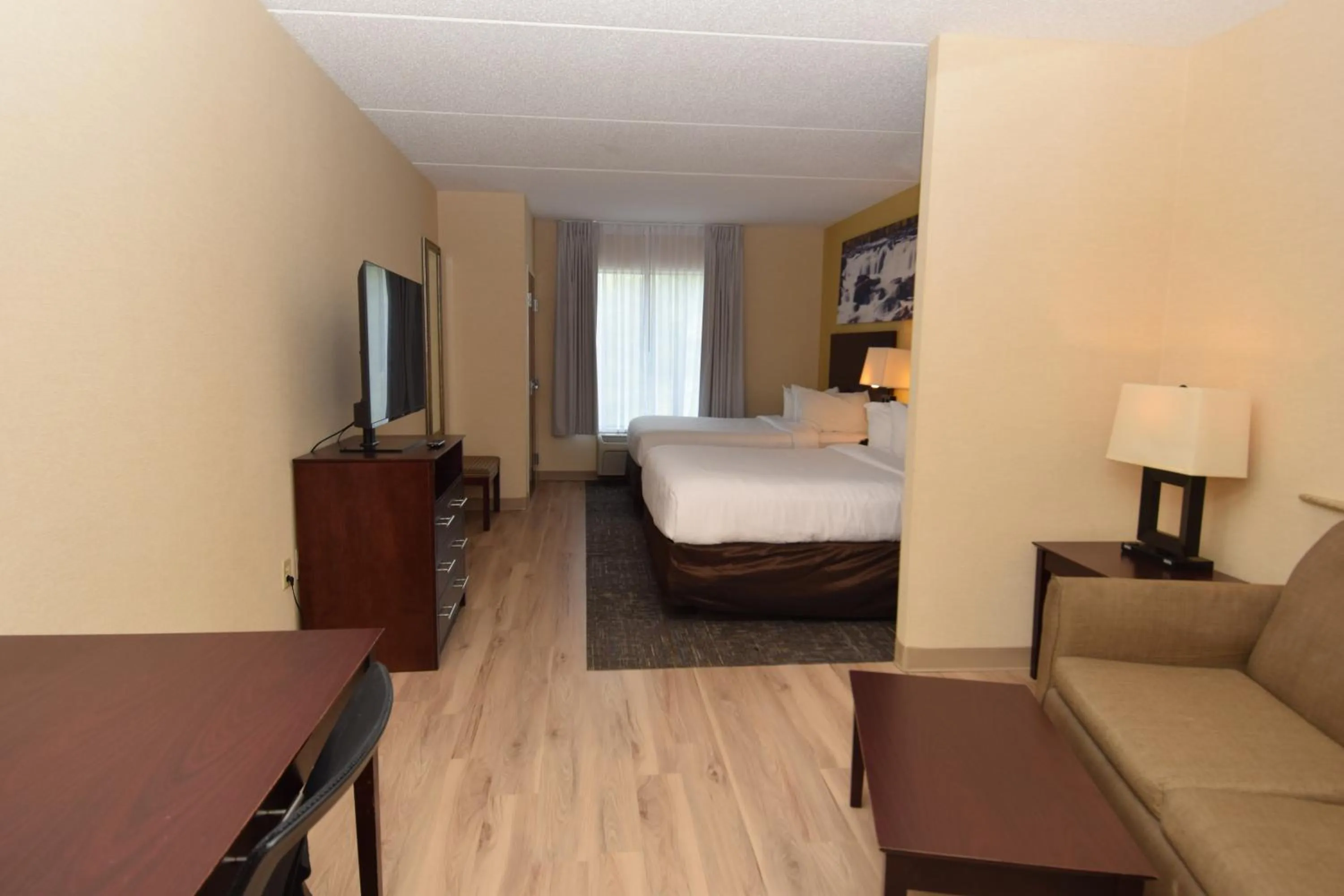 Bed in Cicero Grand - Syracuse North