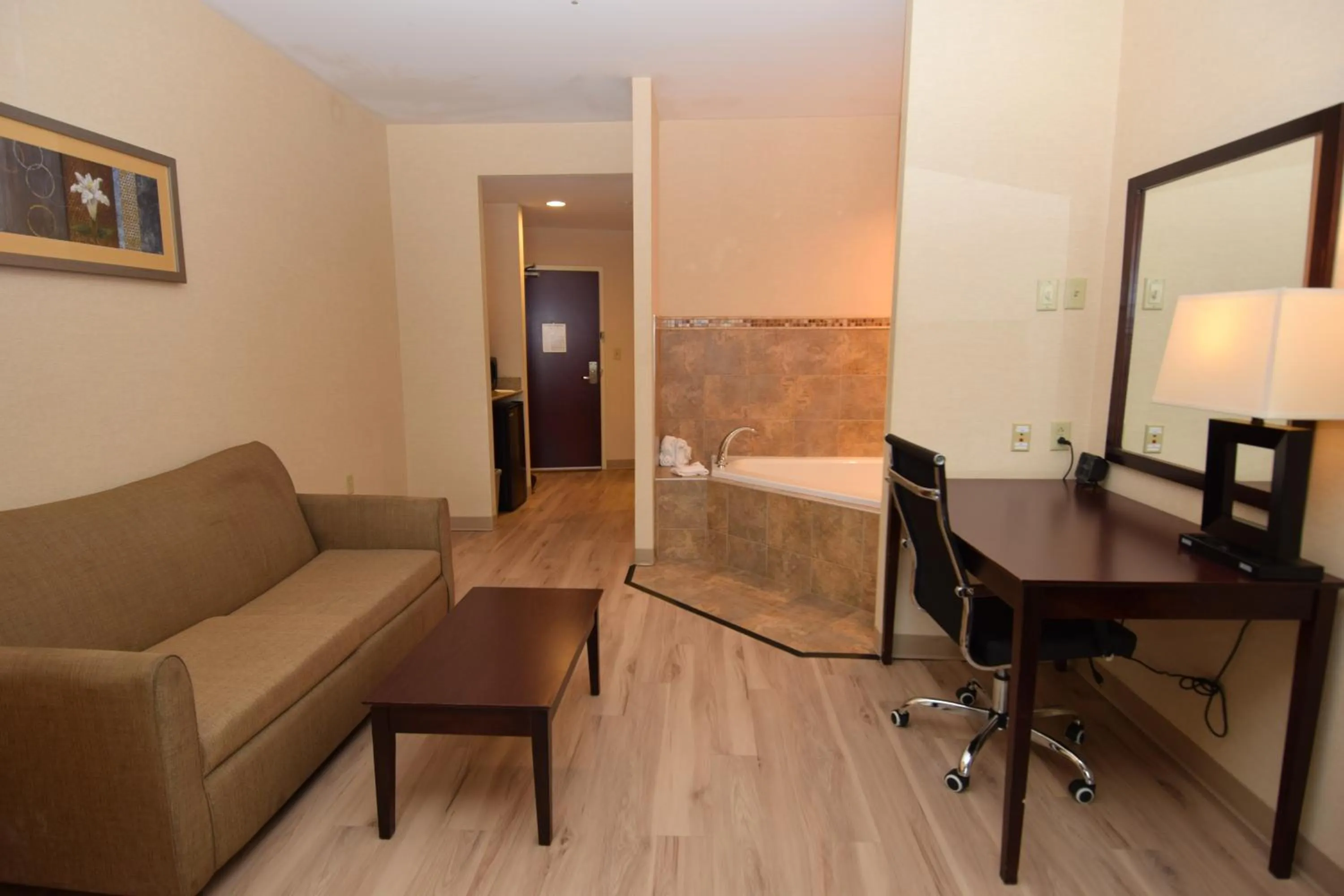 Seating area in Cicero Grand - Syracuse North