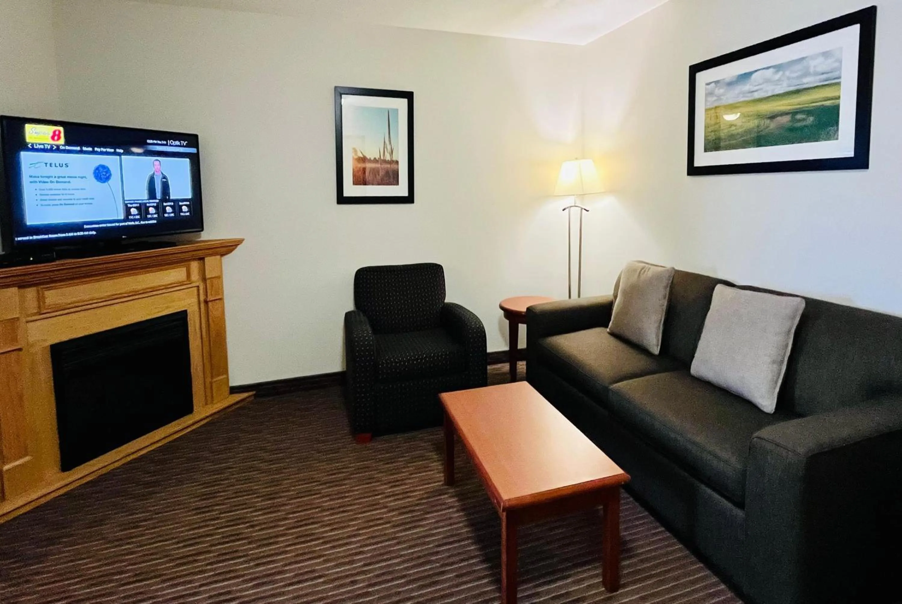 Photo of the whole room in Super 8 by Wyndham Grande Prairie
