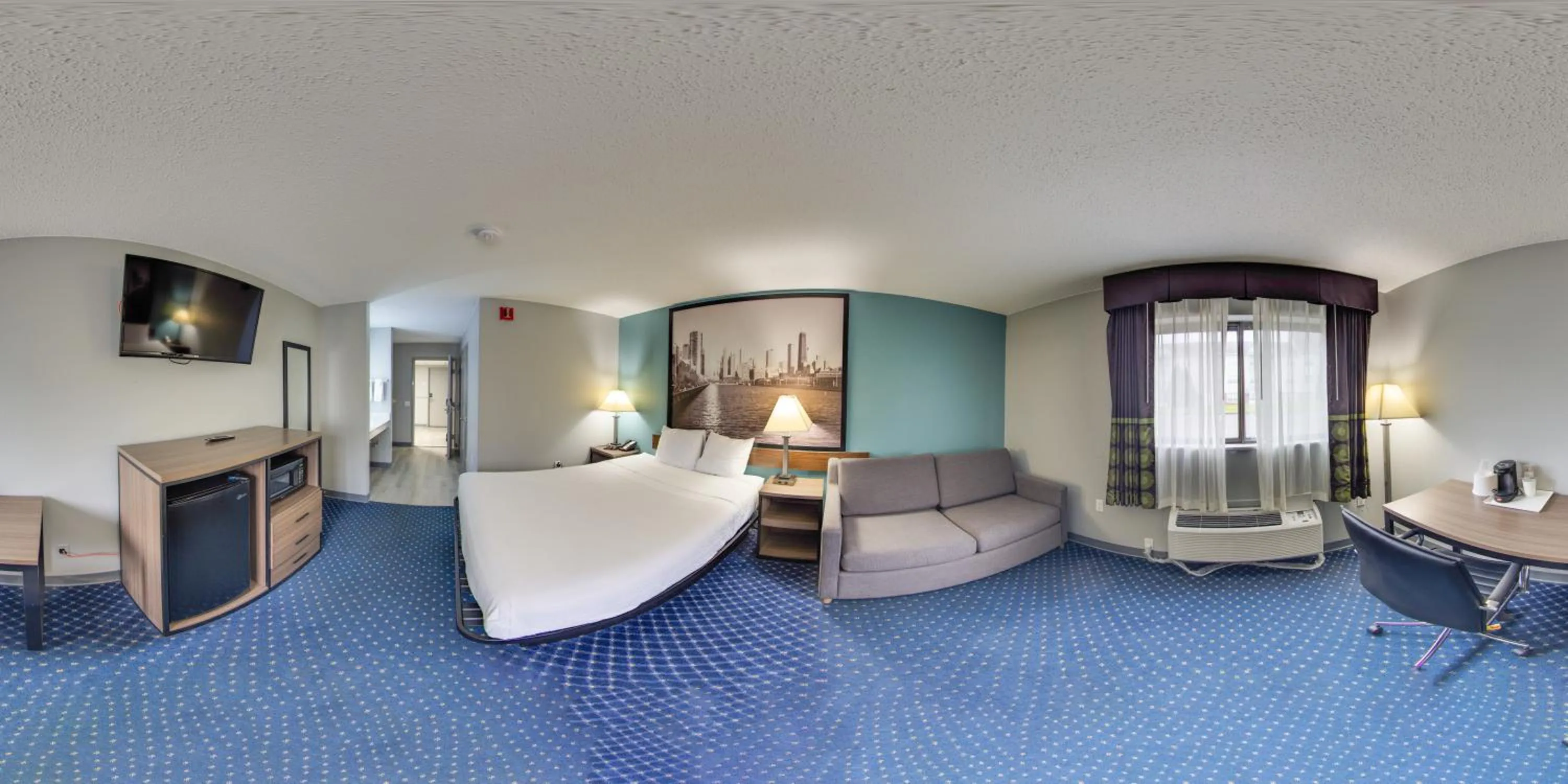 Bed in Super 8 by Wyndham Rockford I-90 Casino District