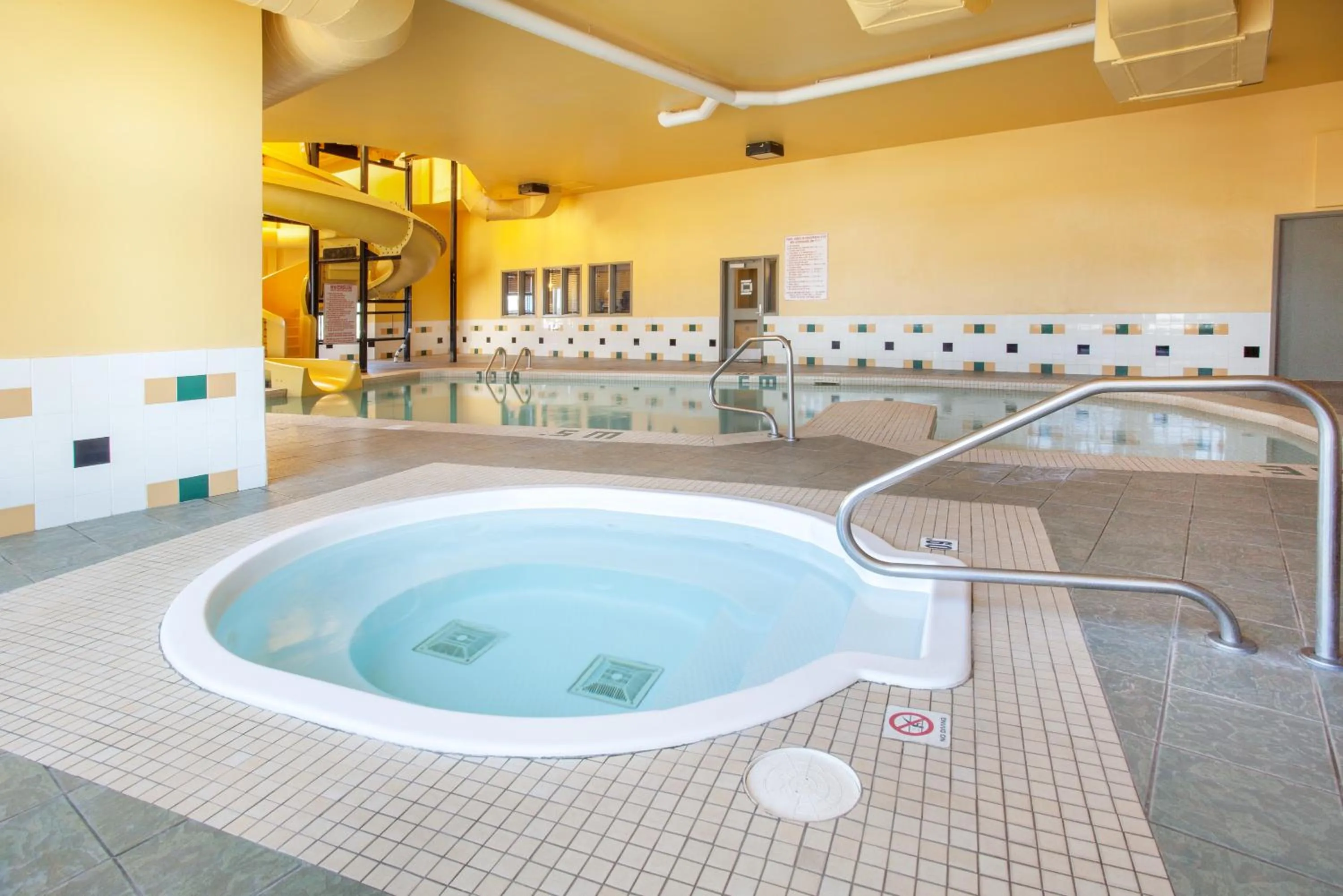 Hot Tub in Super 8 by Wyndham Truro NS