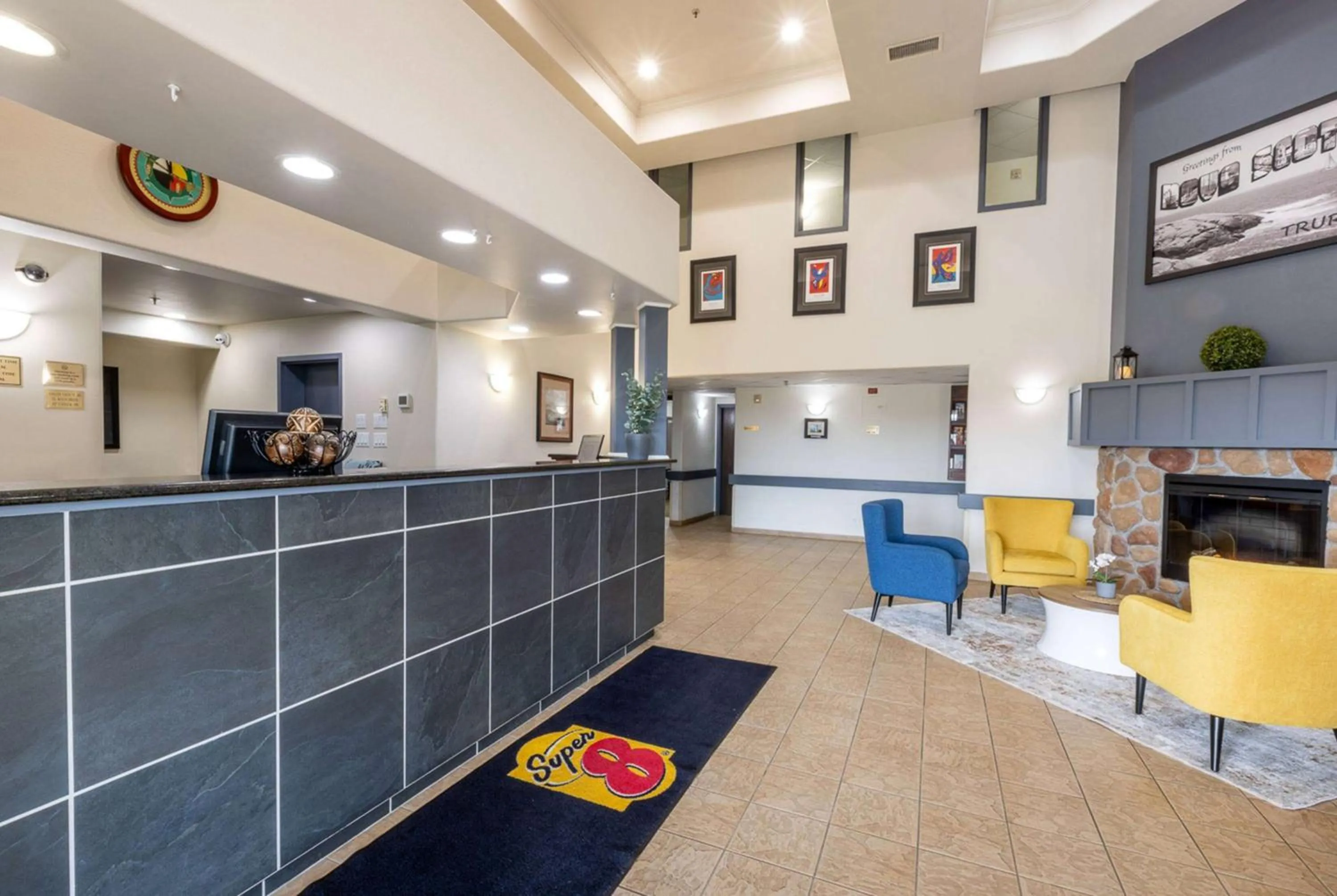 Lobby or reception in Super 8 by Wyndham Truro NS