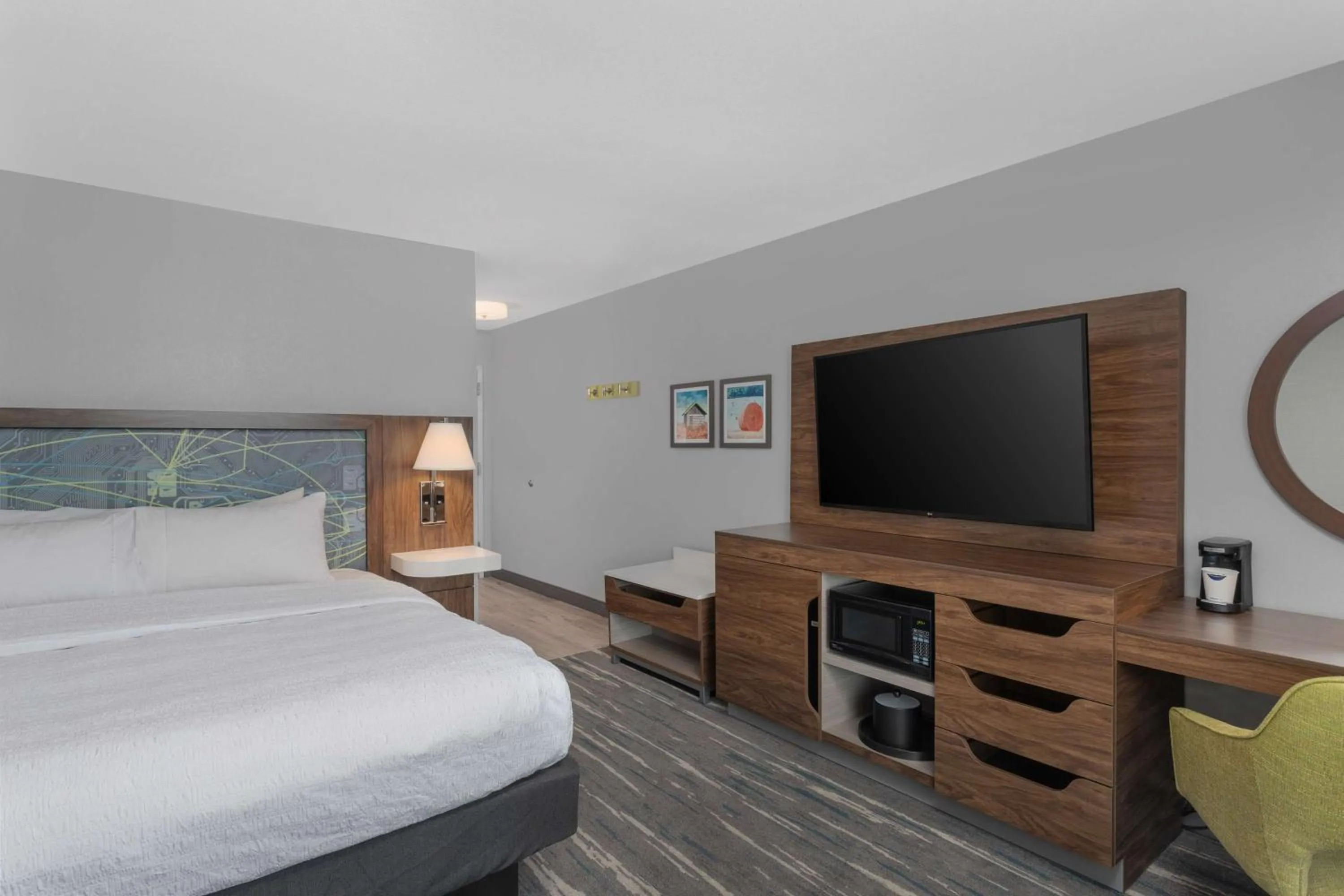Bedroom, Bed in Hampton Inn and Suites - Lincoln Northeast