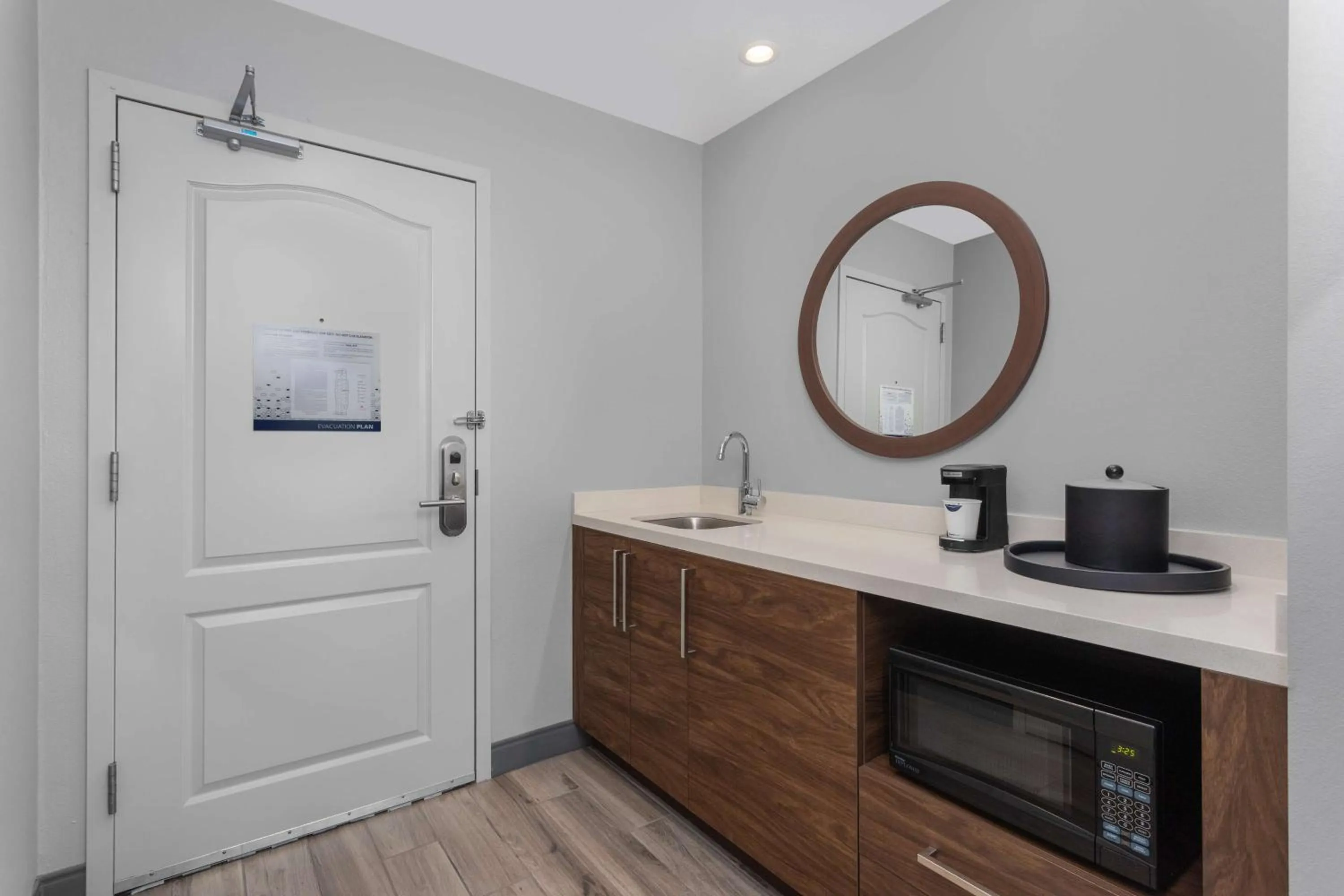 Kitchen or kitchenette in Hampton Inn and Suites - Lincoln Northeast