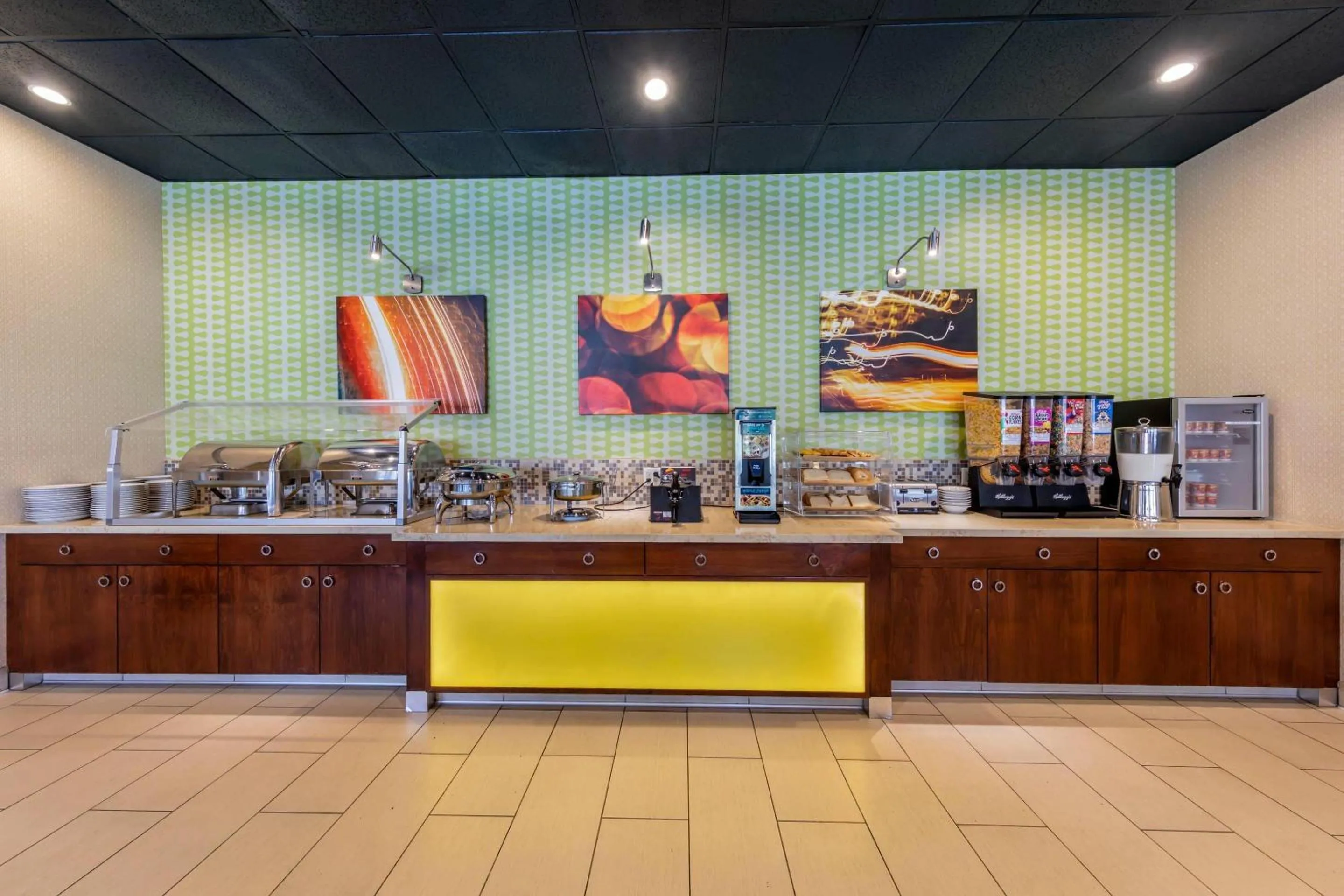 Breakfast in Clarion Hotel Anaheim Resort