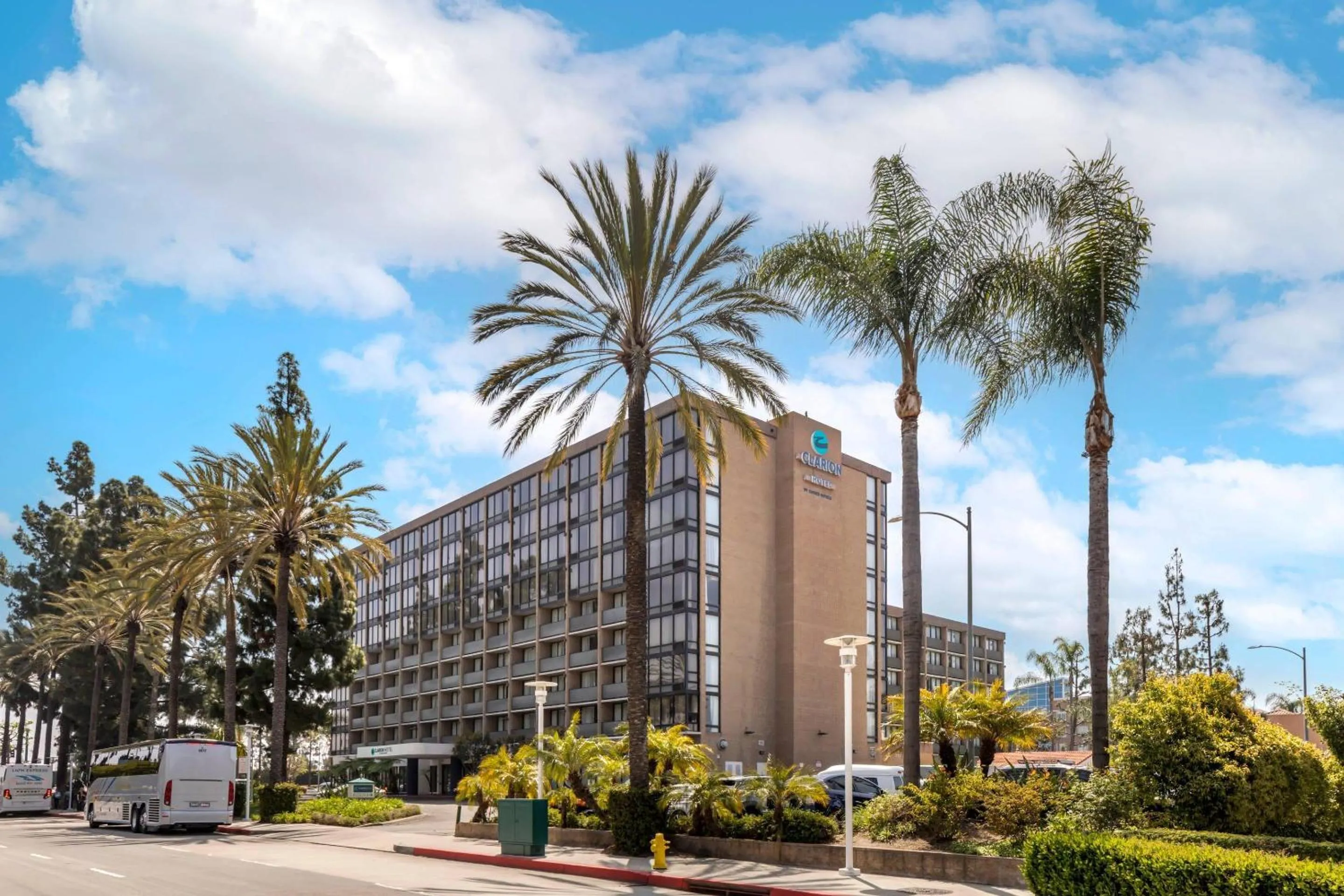 Property building in Clarion Hotel Anaheim Resort