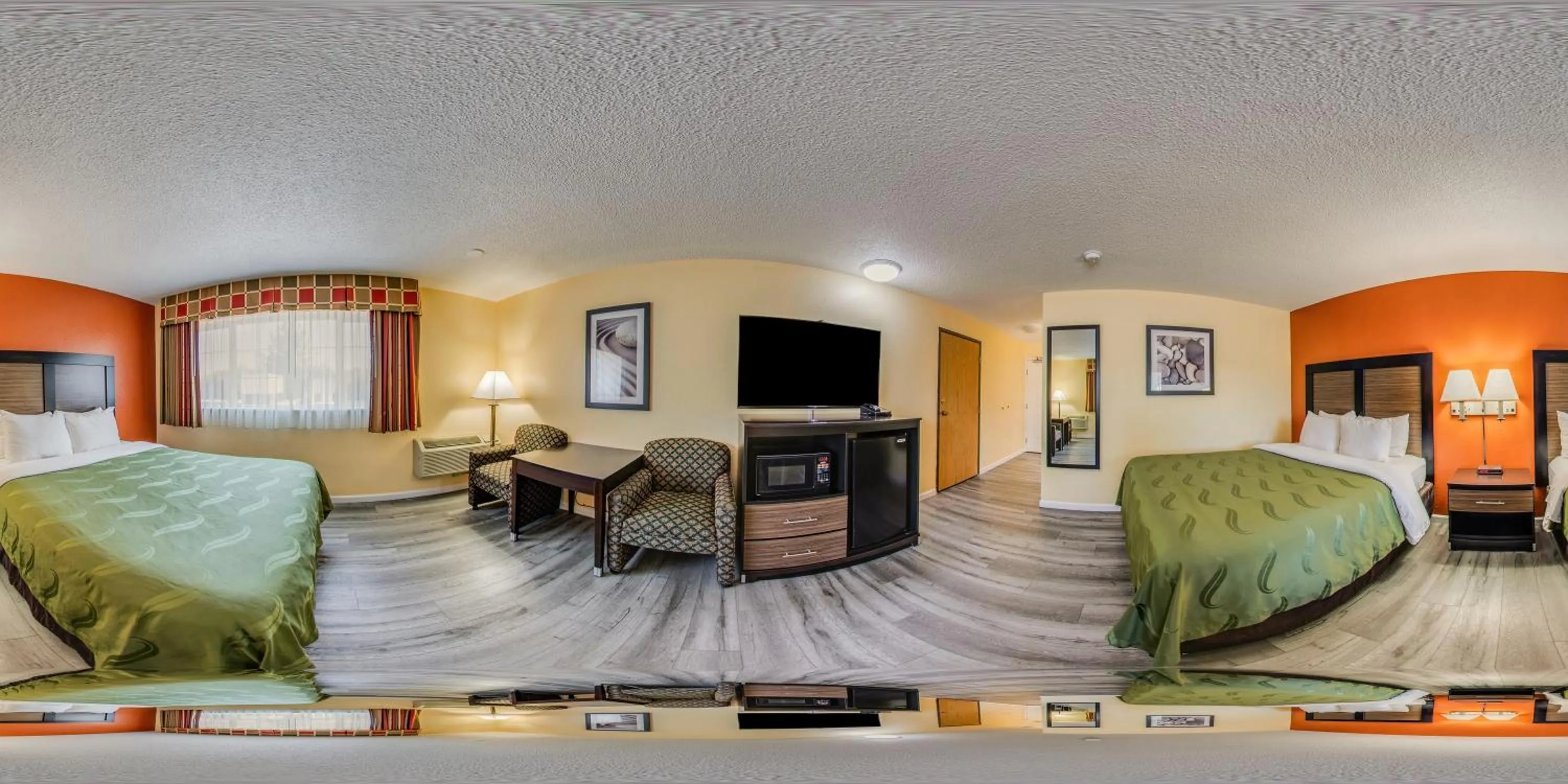 Photo of the whole room in Quality Inn & Suites Medford Airport