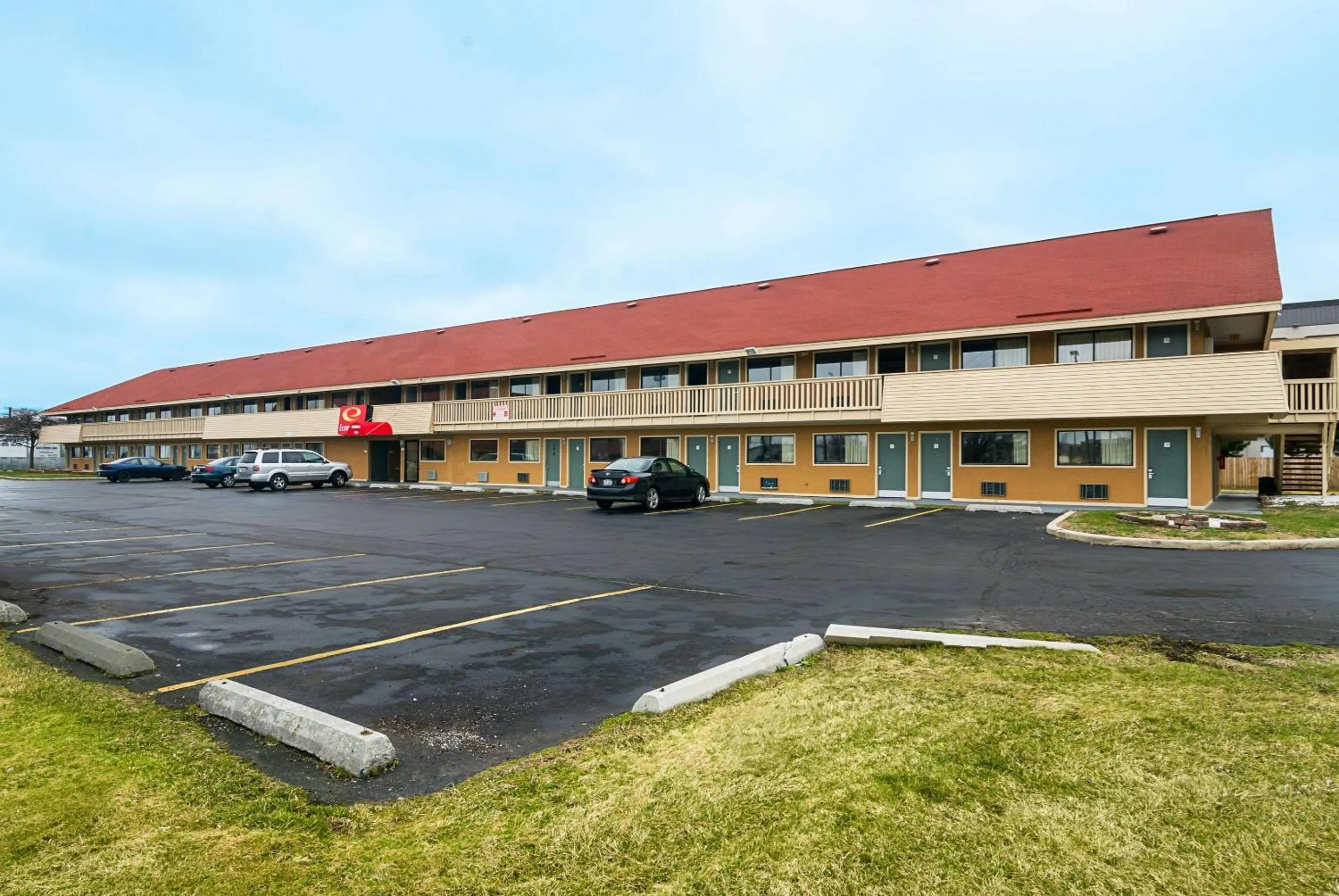 Property building in Econo Lodge South Holland - Chicago Southland