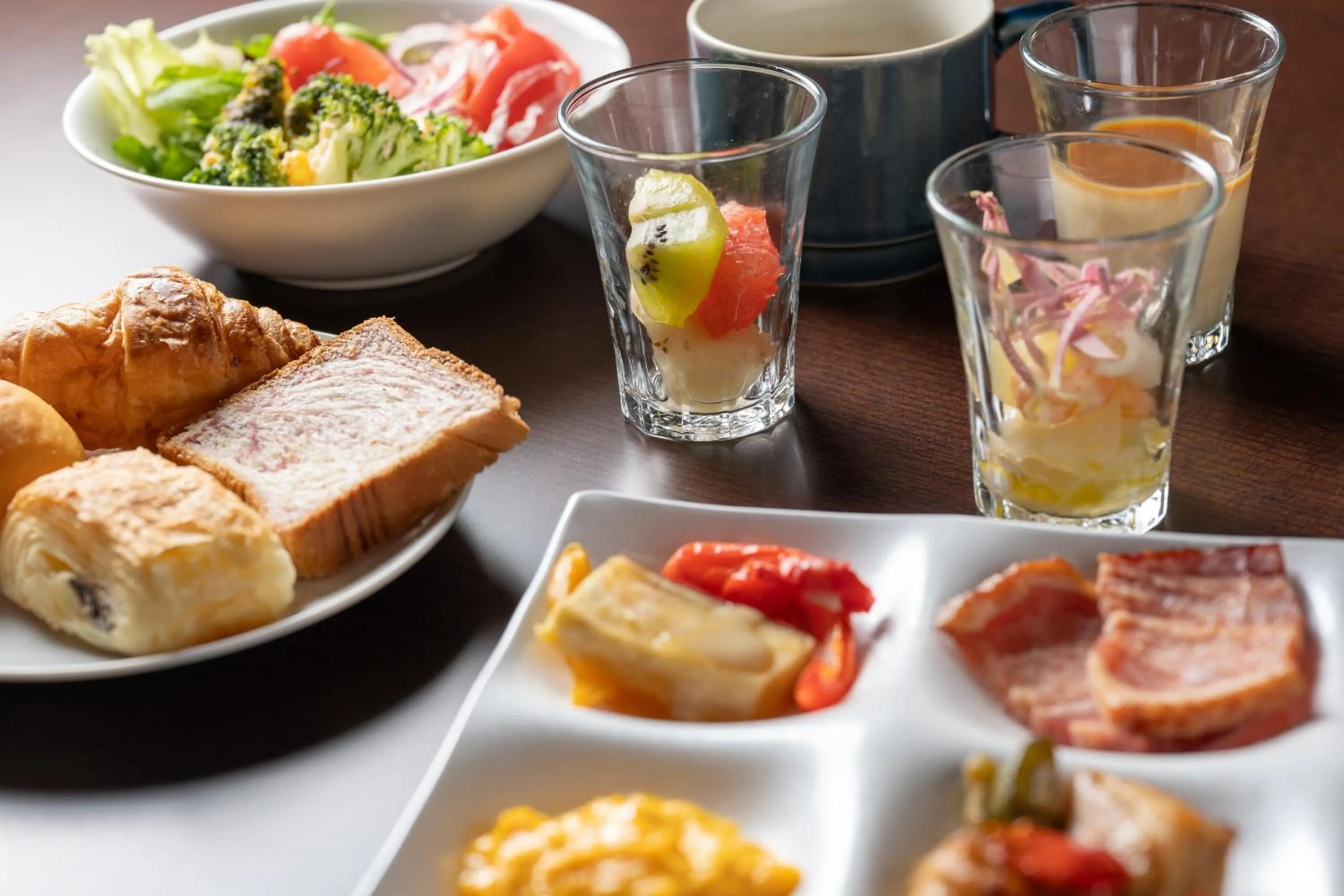 Buffet breakfast in Hotel Vista Premio Kyoto Kawaramachi St