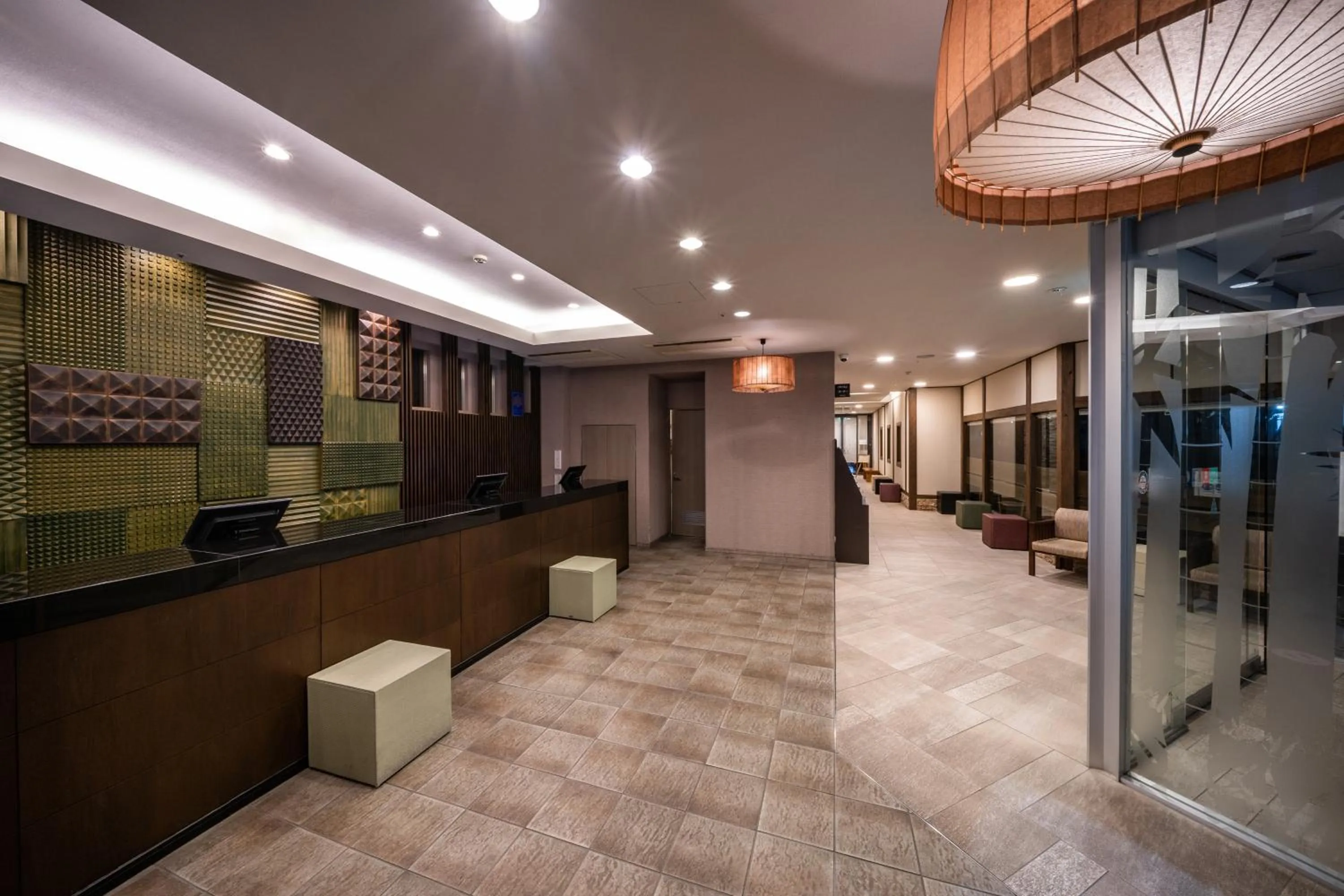 Lobby or reception in Hotel Vista Premio Kyoto Kawaramachi St