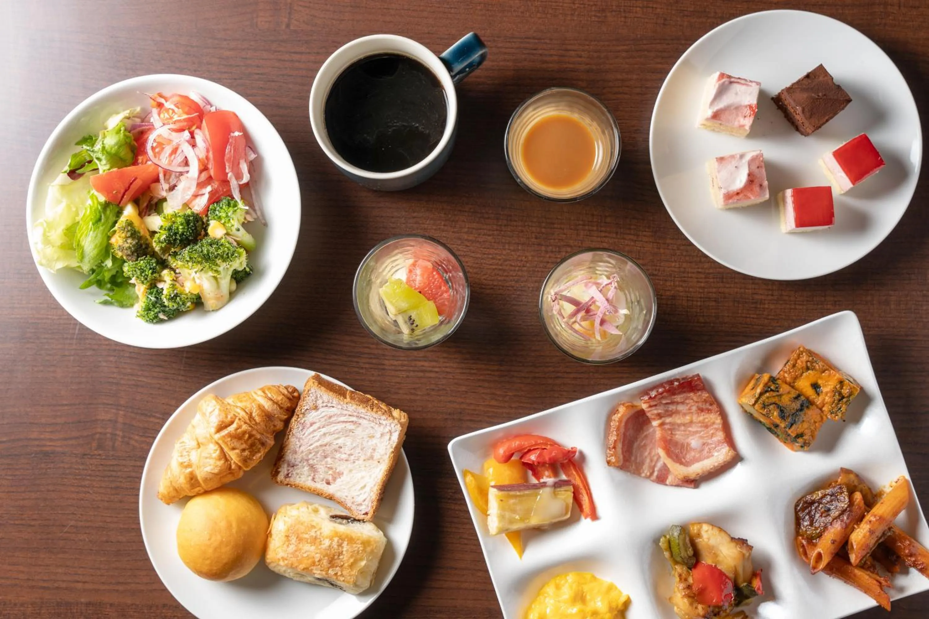 Buffet breakfast in Hotel Vista Premio Kyoto Kawaramachi St