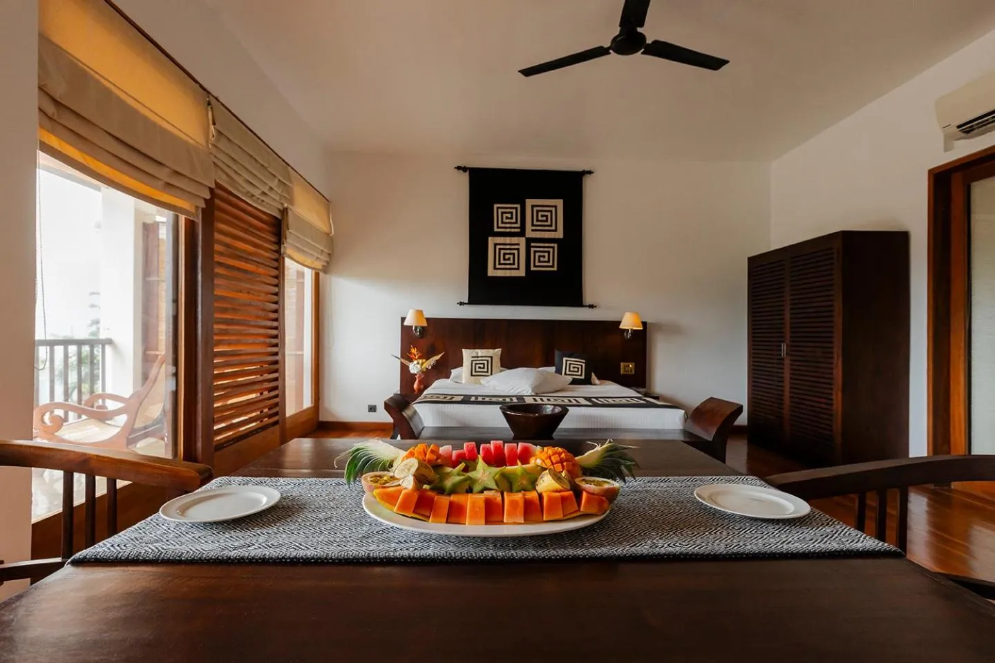 Property building, Bed in Weligama Bay Resort
