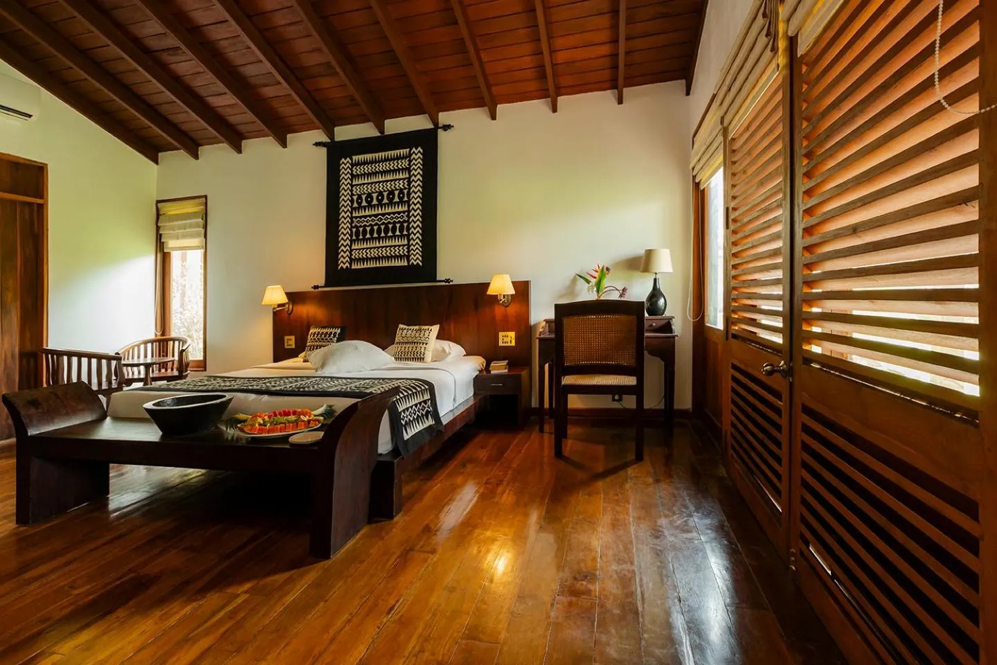 Property building, Bed in Weligama Bay Resort