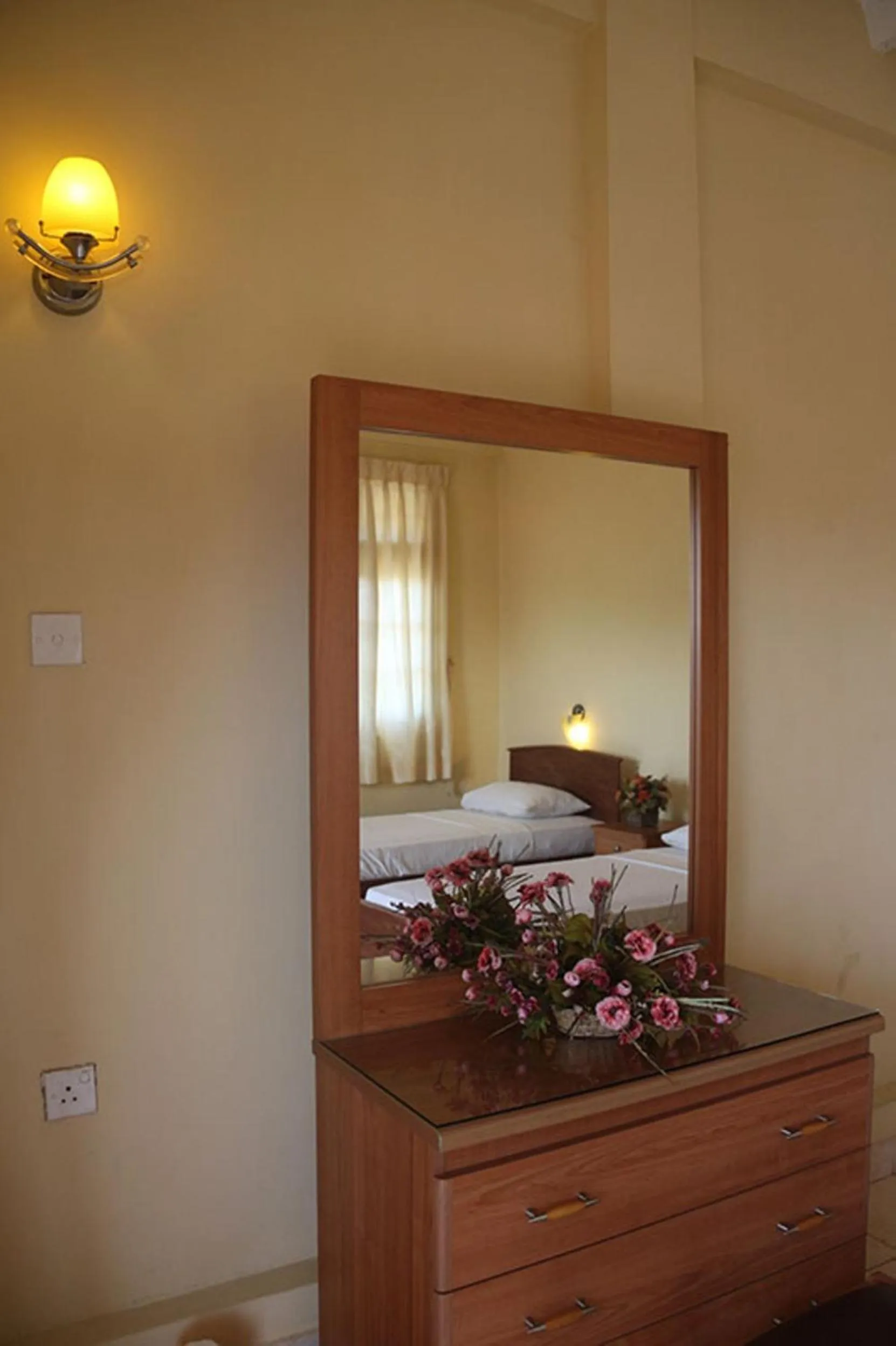 Bed in Hotel Red Rose