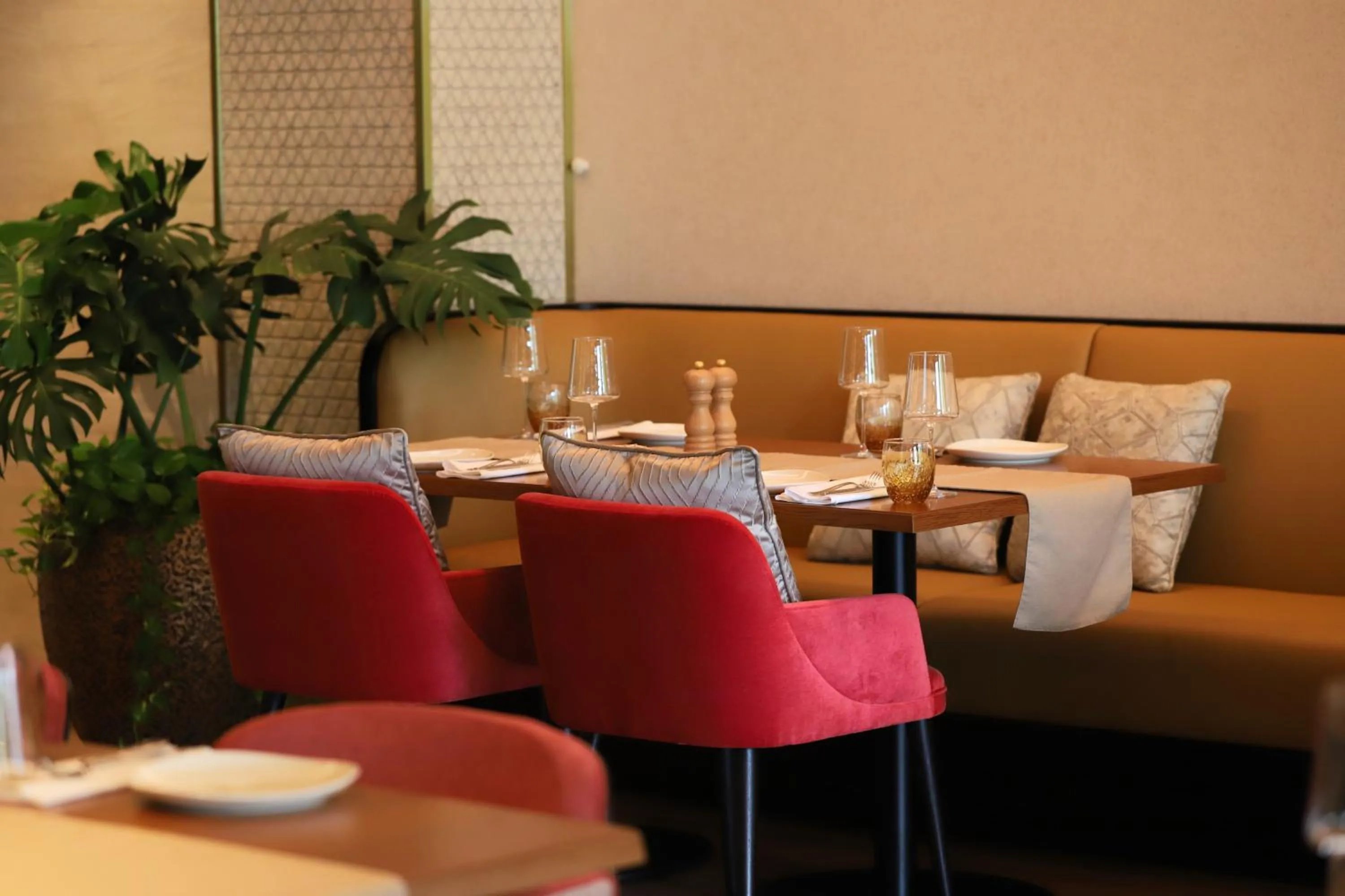 Restaurant/places to eat in Lotte Hotel Saigon