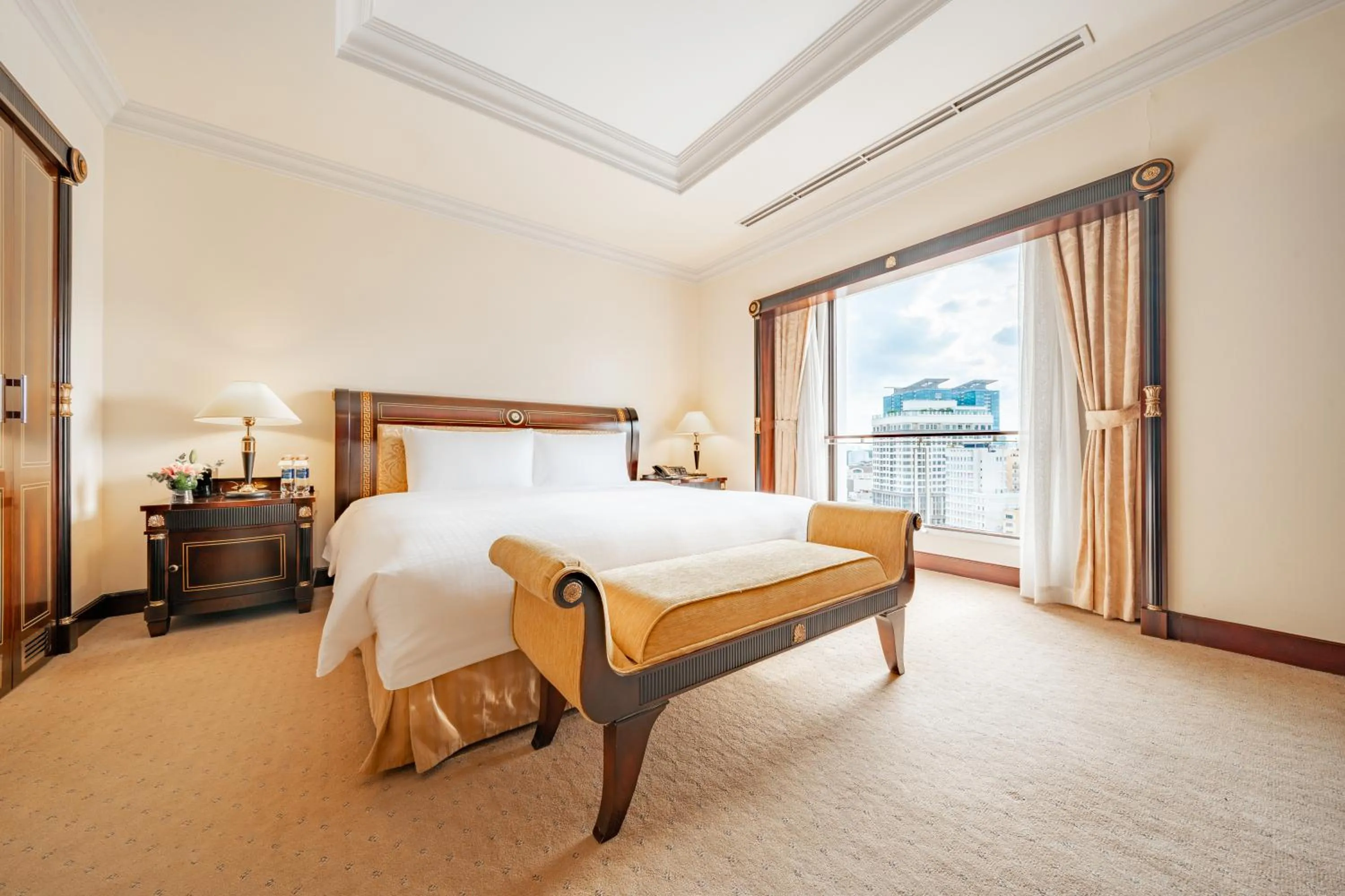 Bedroom, Bed in Lotte Hotel Saigon