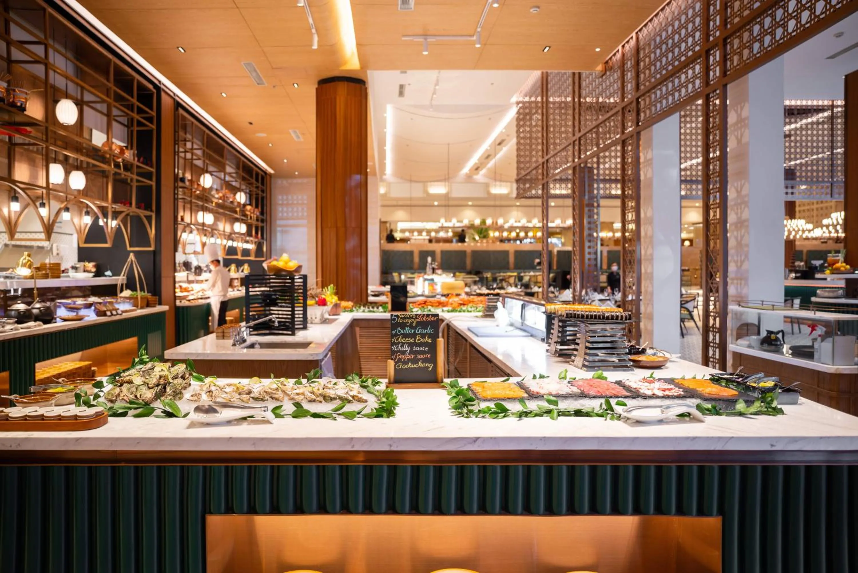 Restaurant/places to eat in Lotte Hotel Saigon