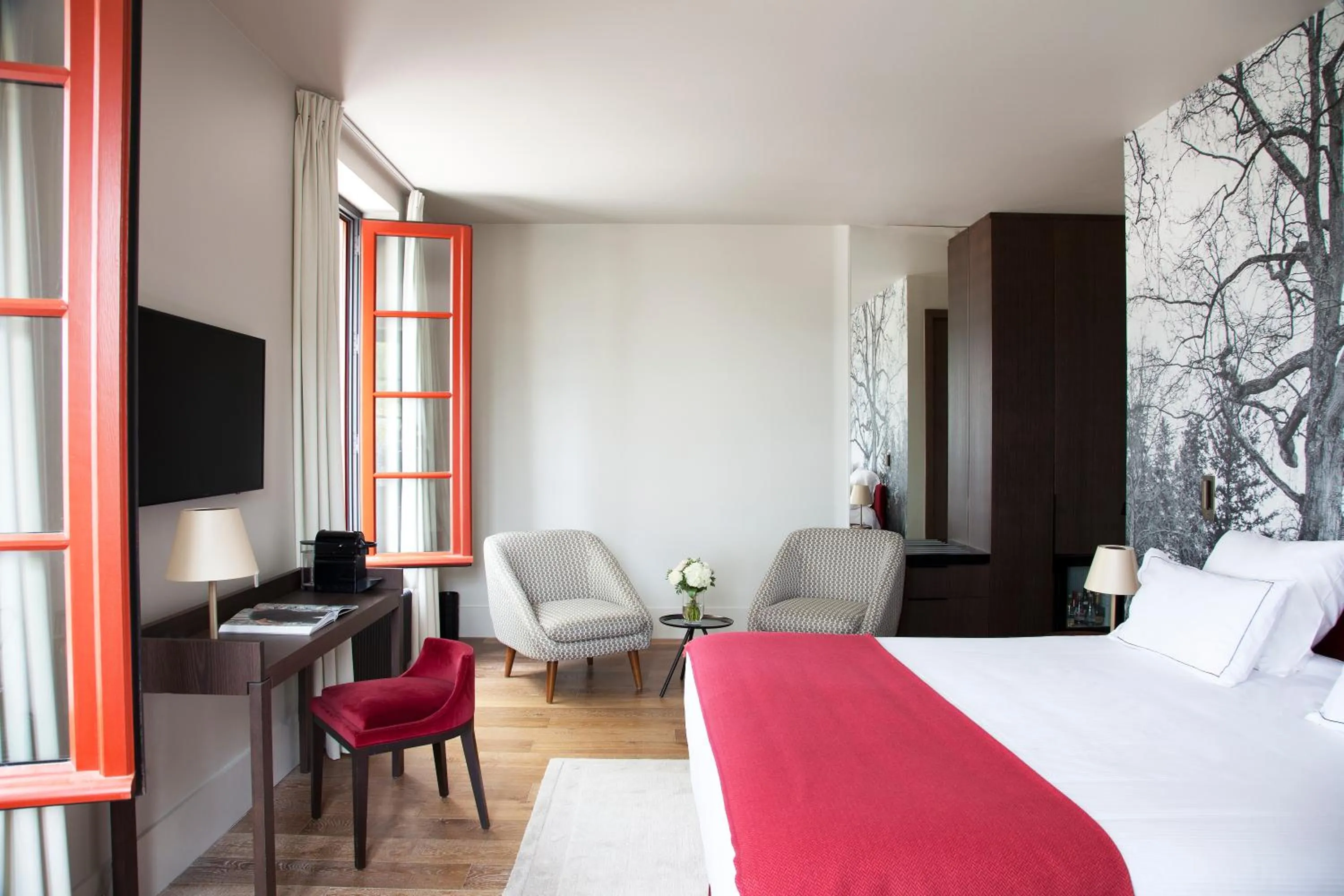 Bed in Relais de Chambord, a Small Luxury Hotels of the World