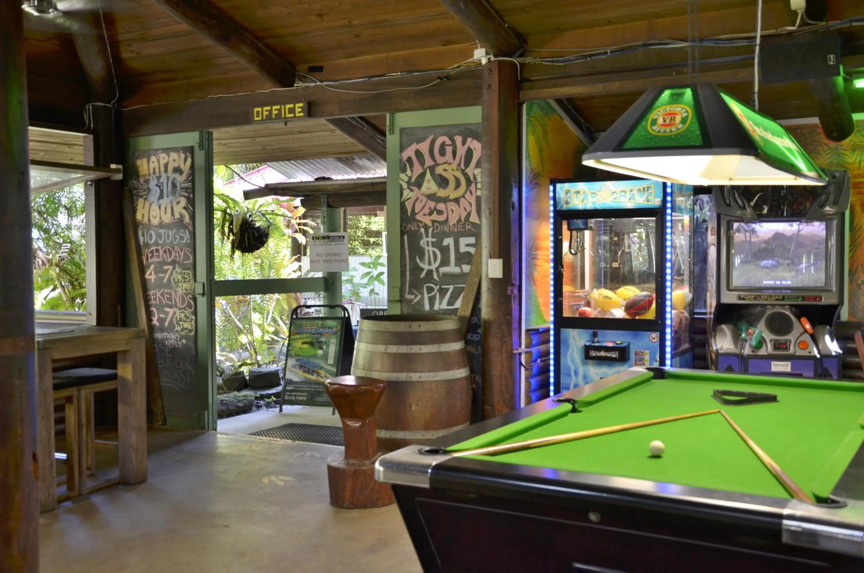 Restaurant/places to eat in PK's Jungle Village