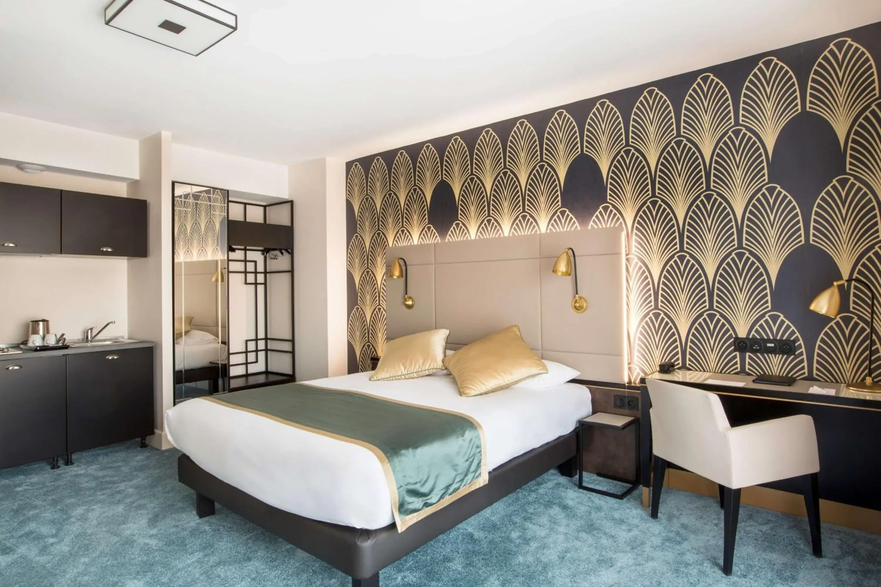 Family Room in Best Western Hôtel Journel Saint-Laurent-du-Var Aéroport Family Room in Best Western Hôtel Journel Saint-Laurent-du-Var Aéroport