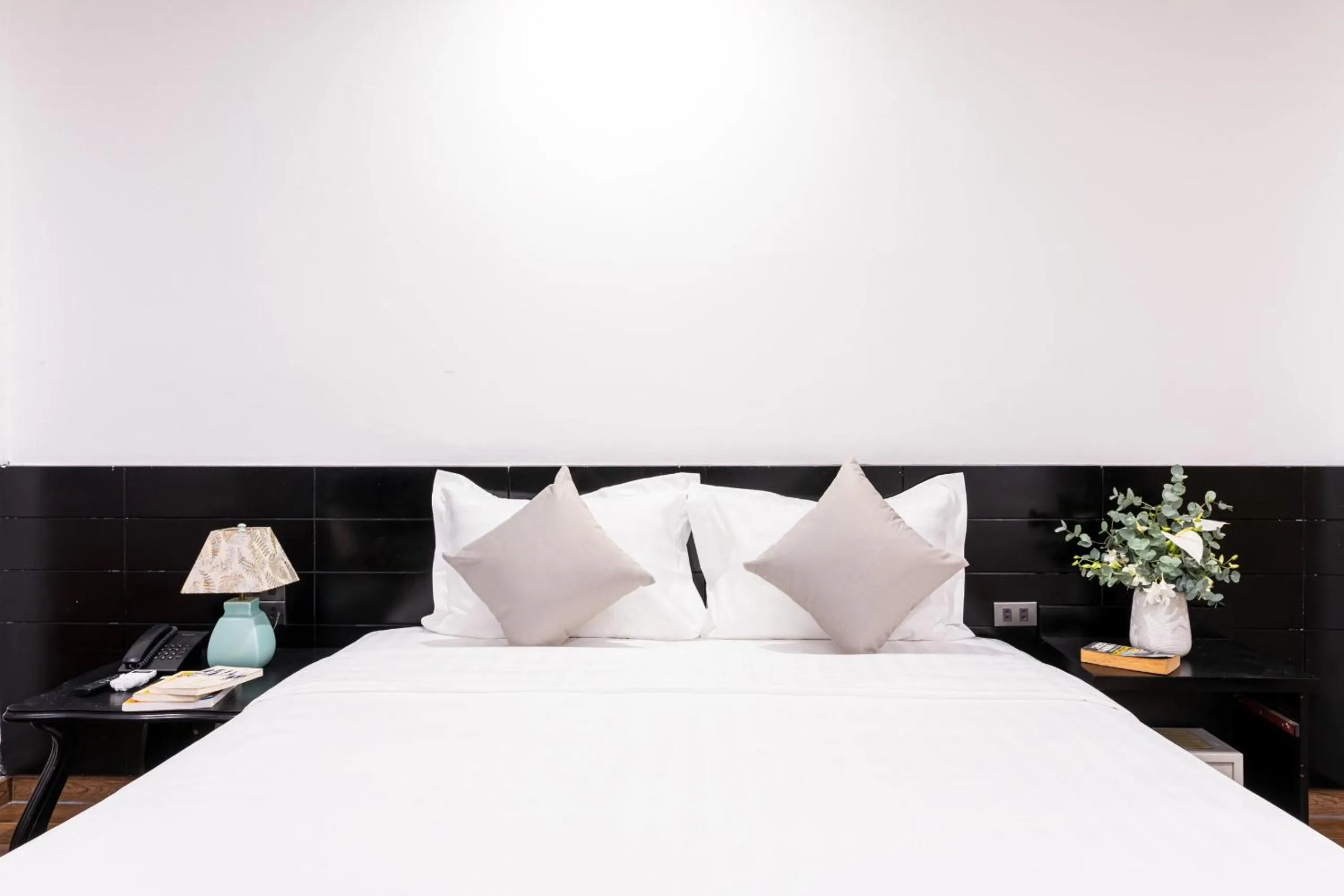 Bed in Cosmo Park Hotel