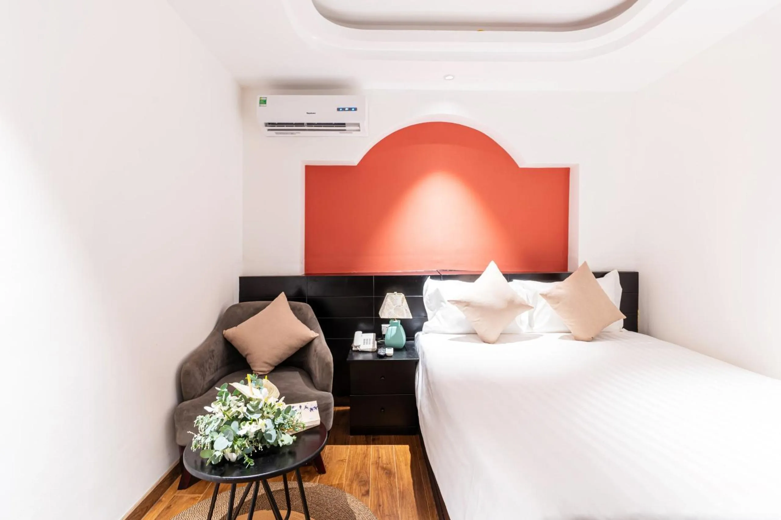 Bed in Cosmo Park Hotel