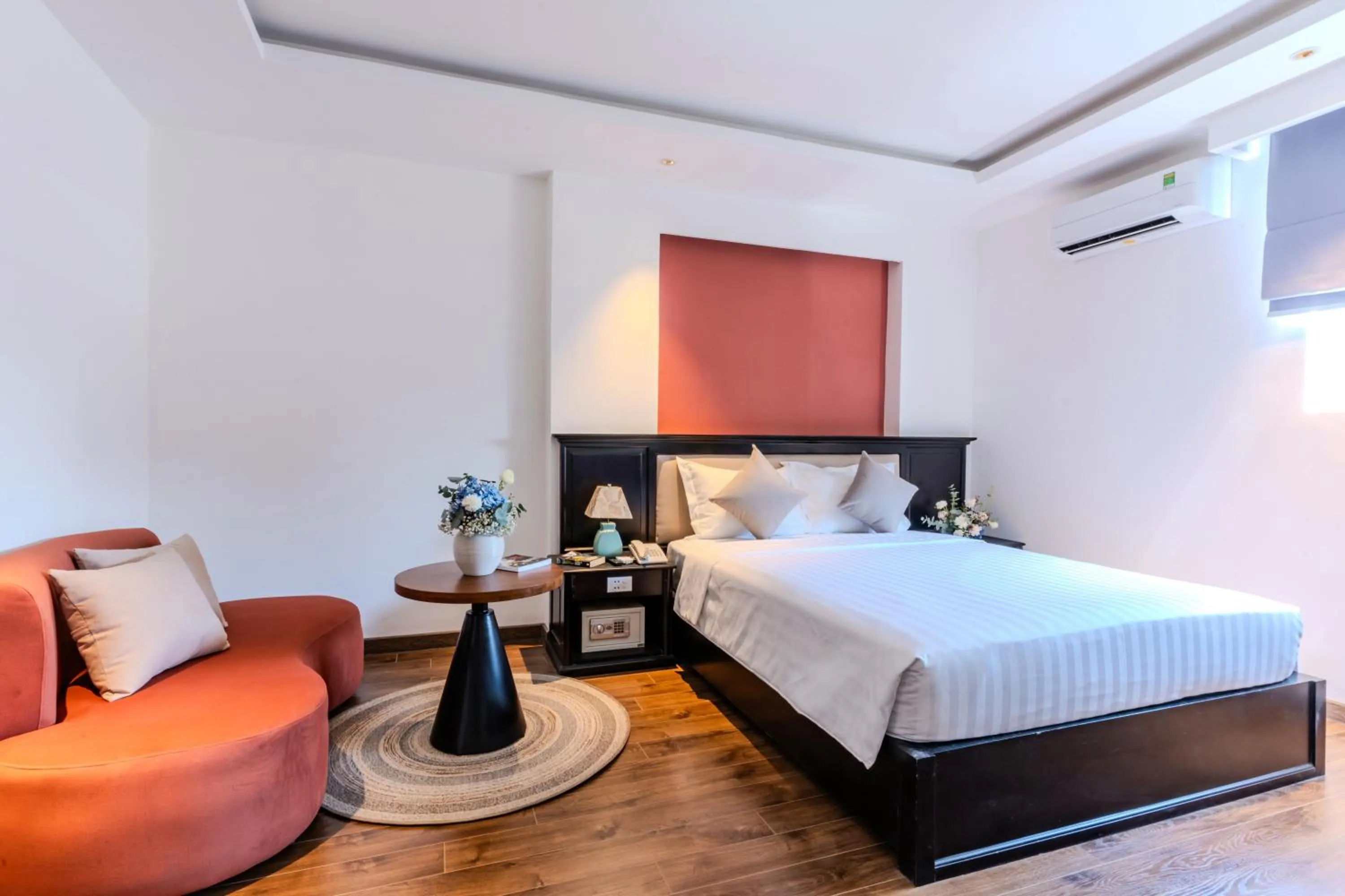 Bed in Cosmo Park Hotel