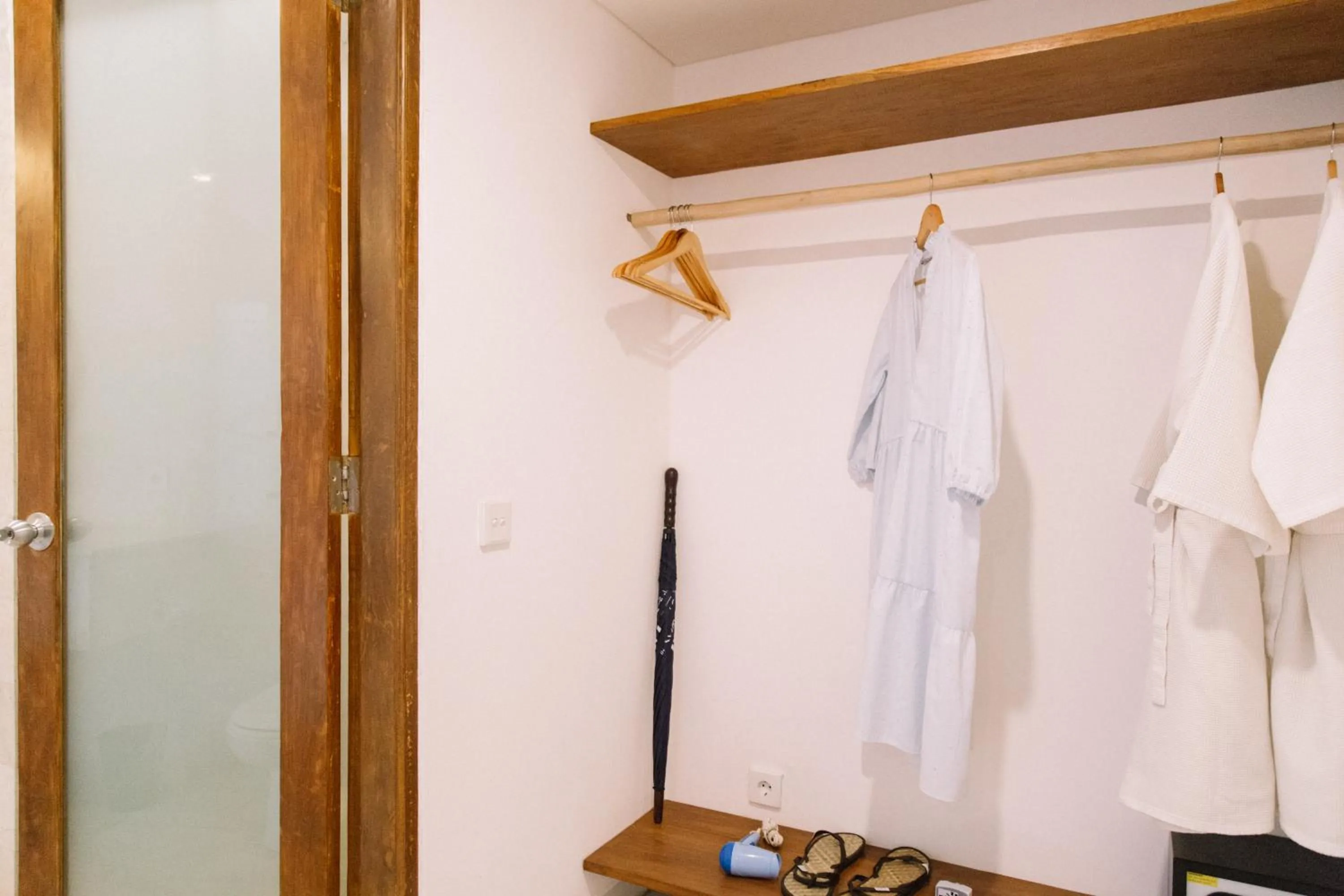 wardrobe in Kresna By The Sea By Kresna Hospitality