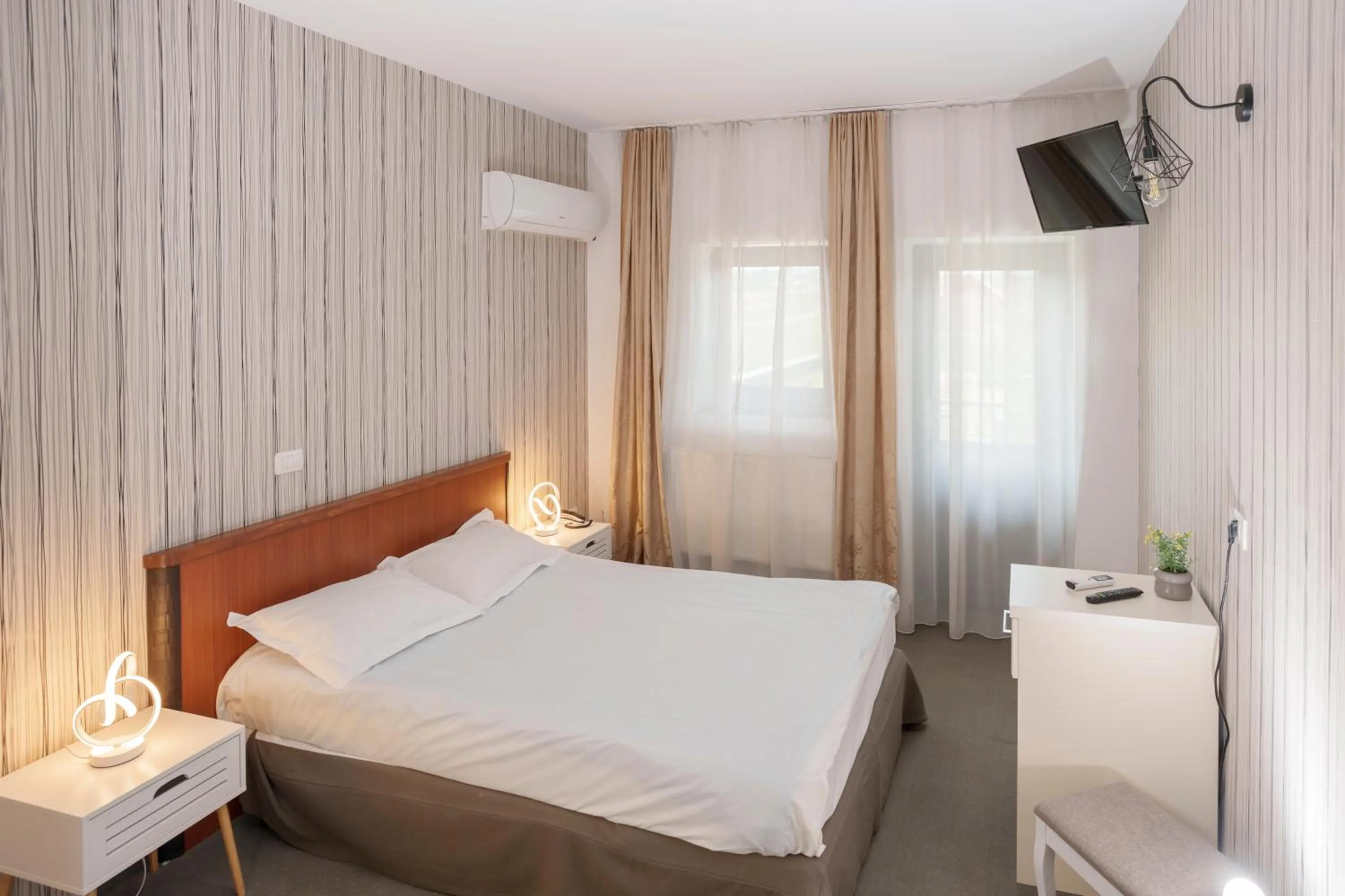 Bed in Hanul Ursilor