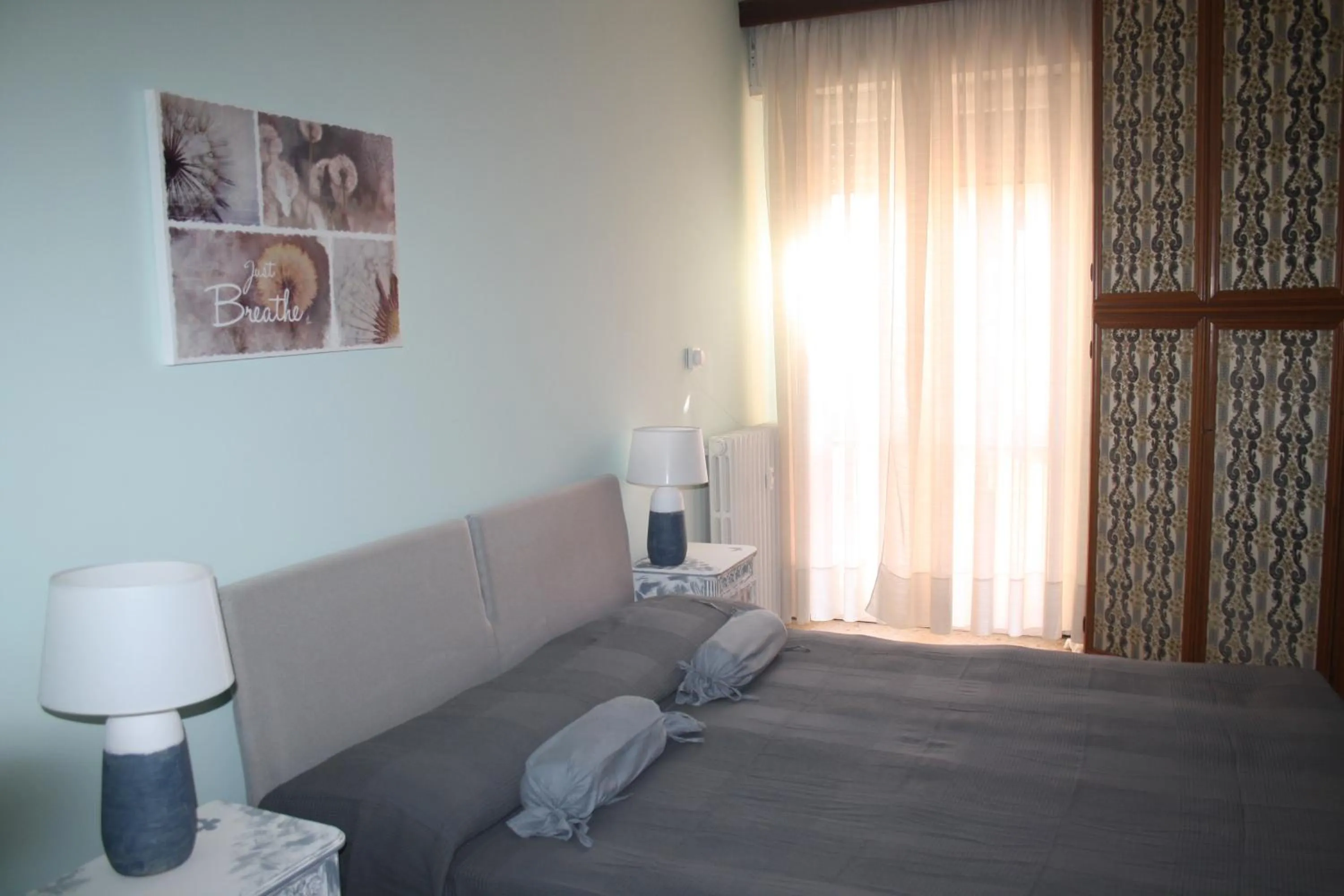 Bed in Gloria Apartment