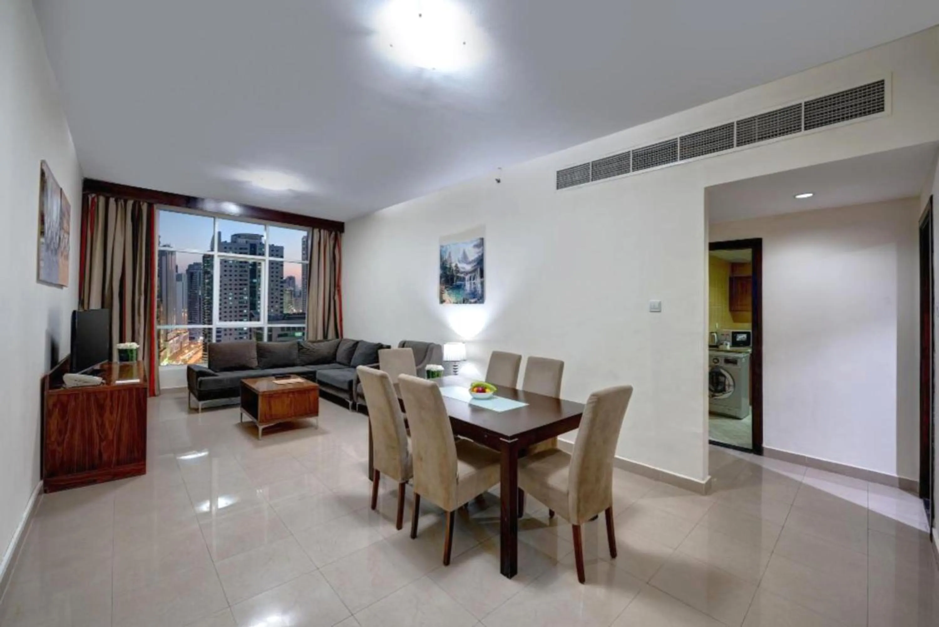 TV and multimedia in Aryana Hotel