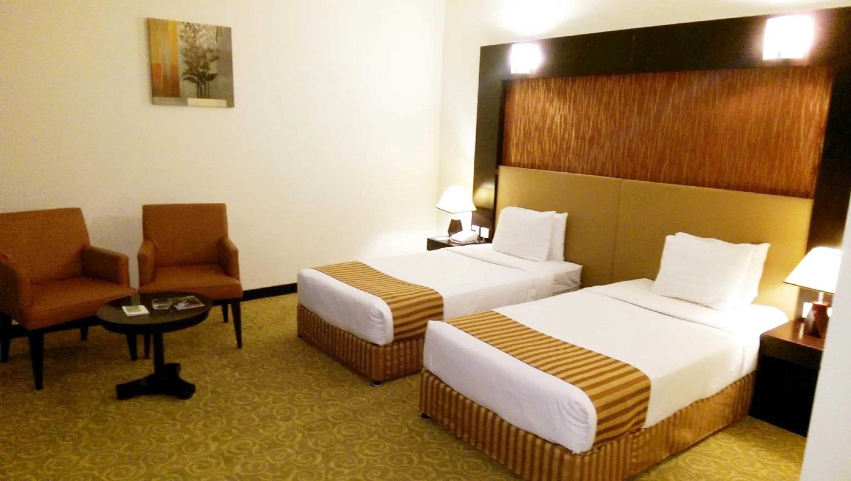Photo of the whole room, Bed in Aryana Hotel