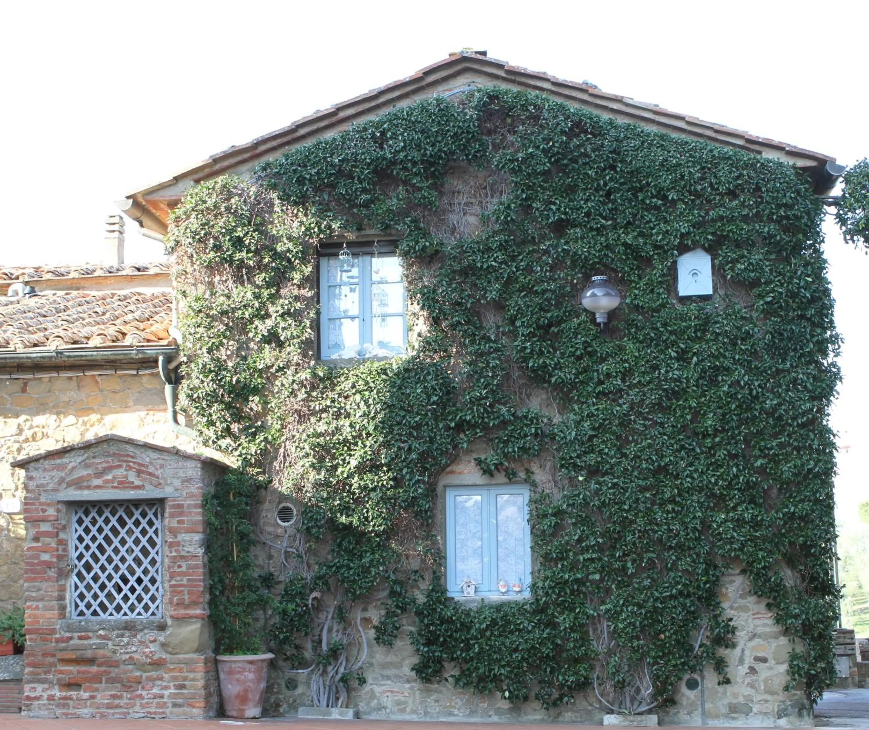 Property building in La Casina di Manon