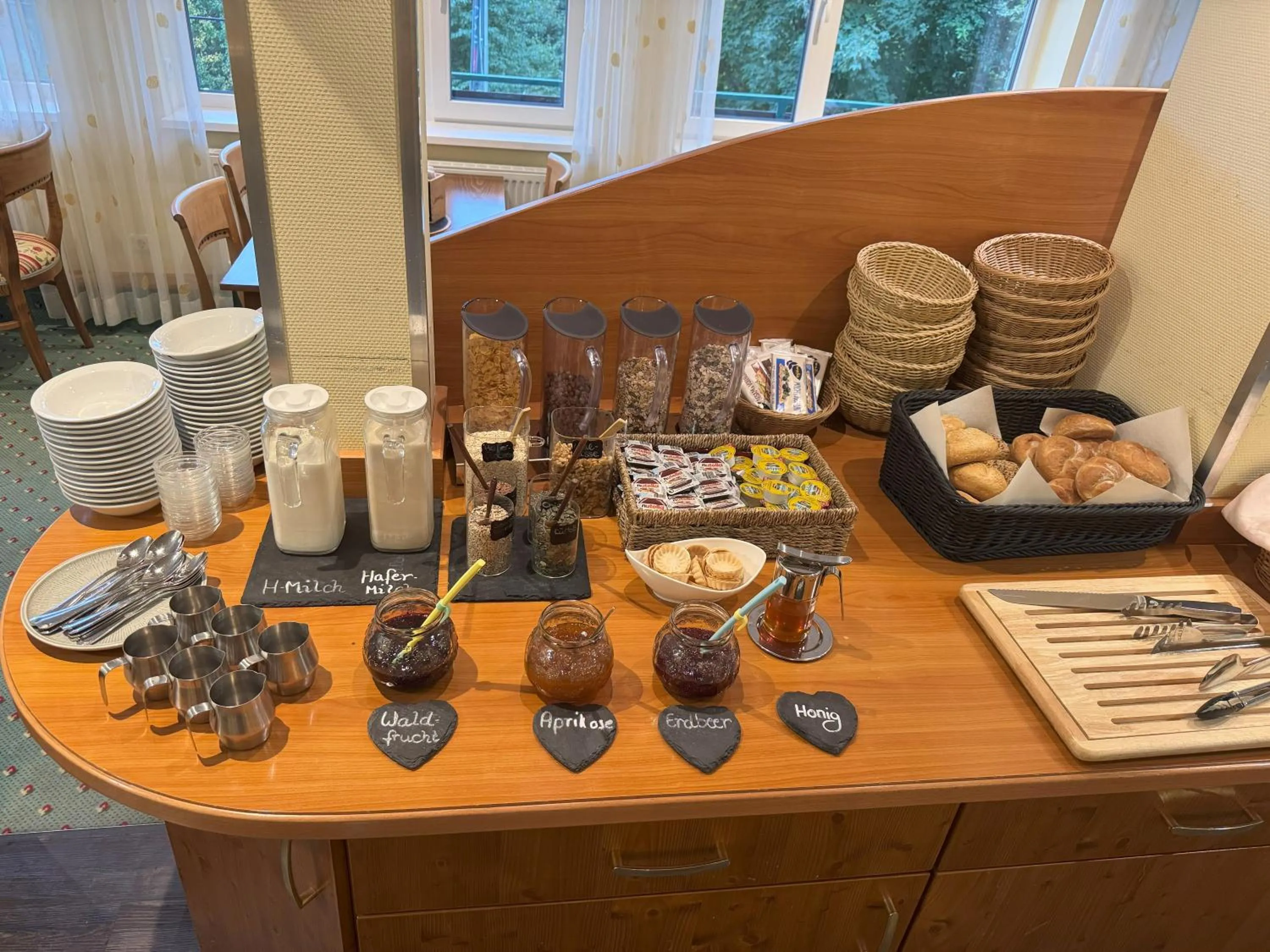 Restaurant/places to eat in Waldhaus am See